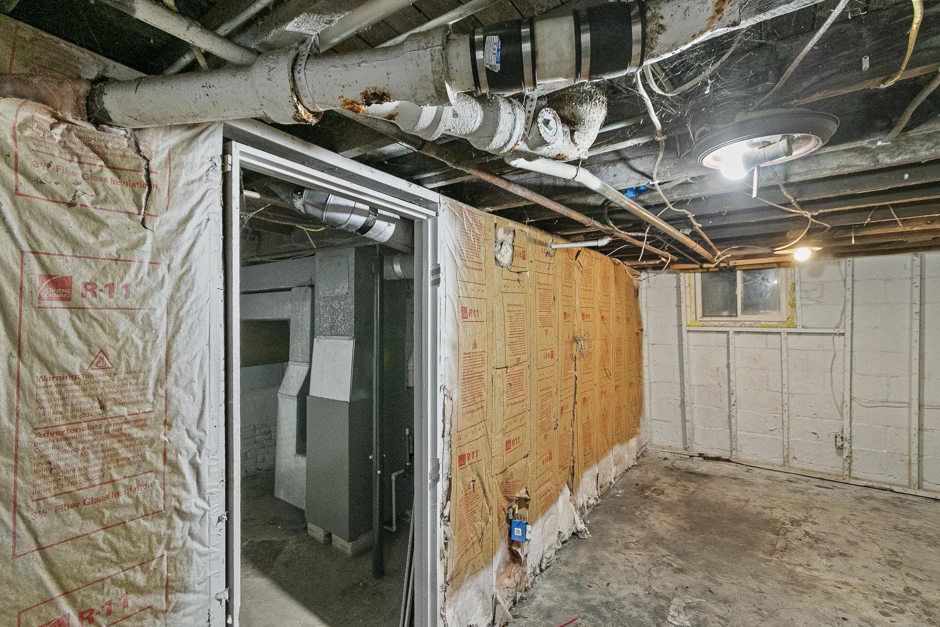 617 E Edgewater Street