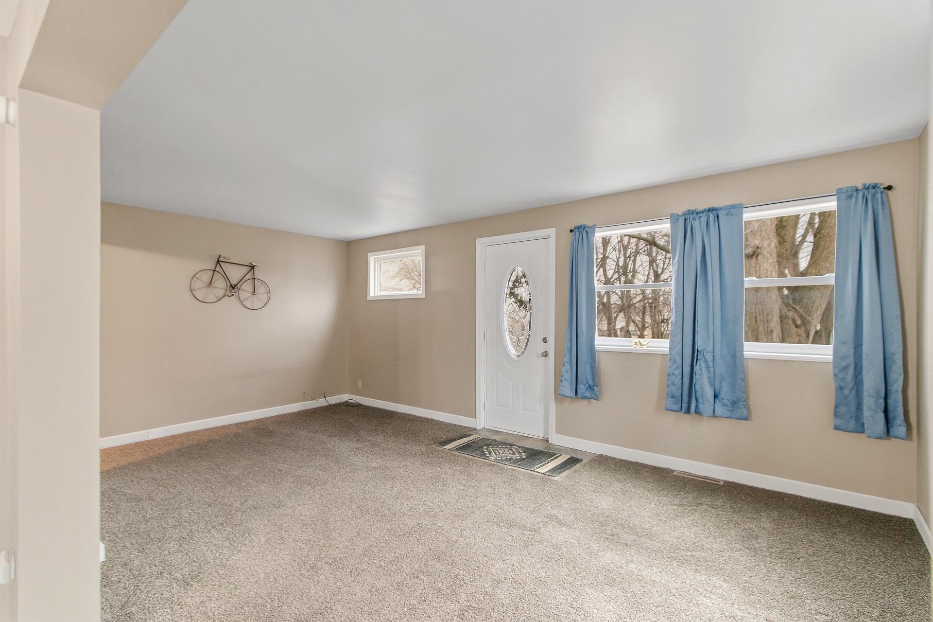 617 E Edgewater Street