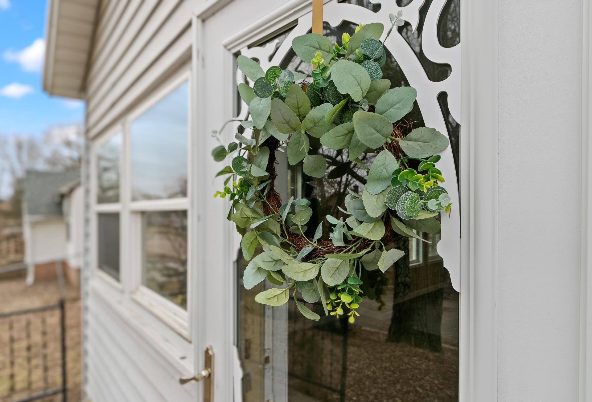 617 E Edgewater Street