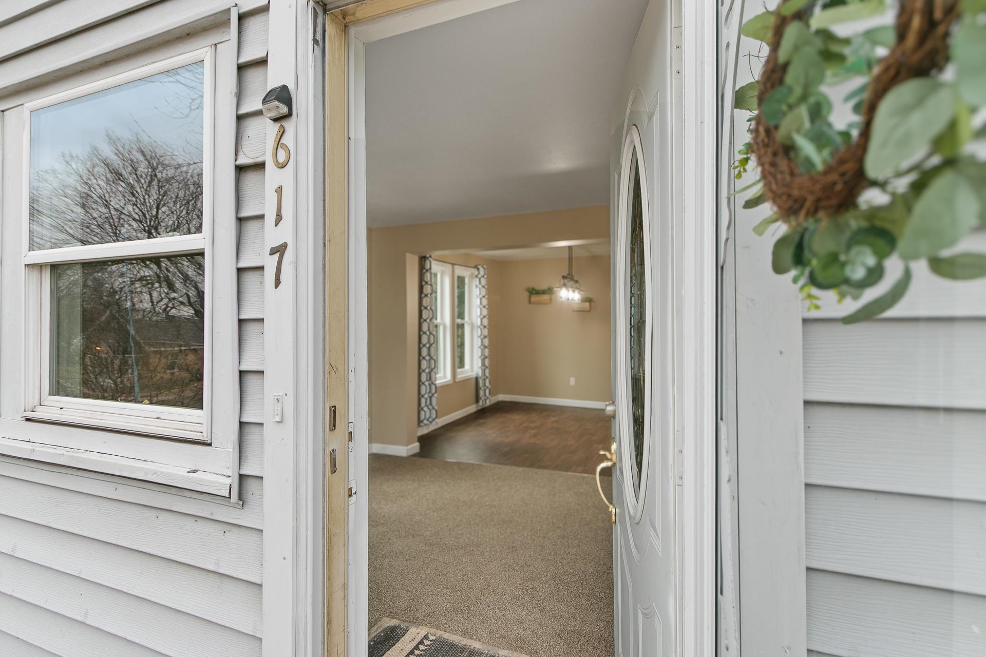 617 E Edgewater Street