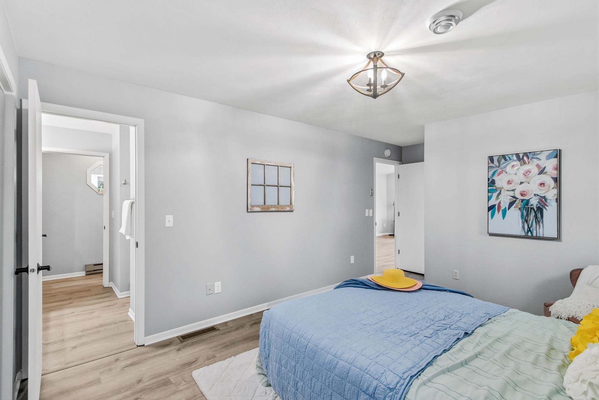 6028 Saddle Ridge