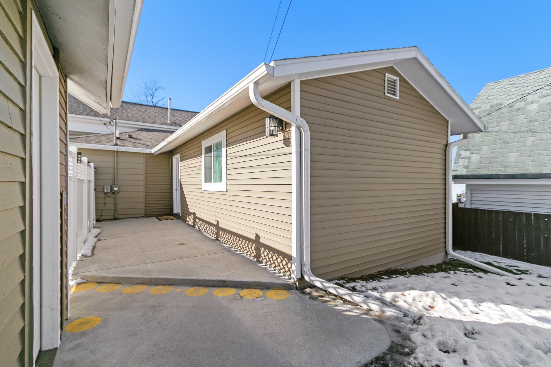 118 N Johnson Street