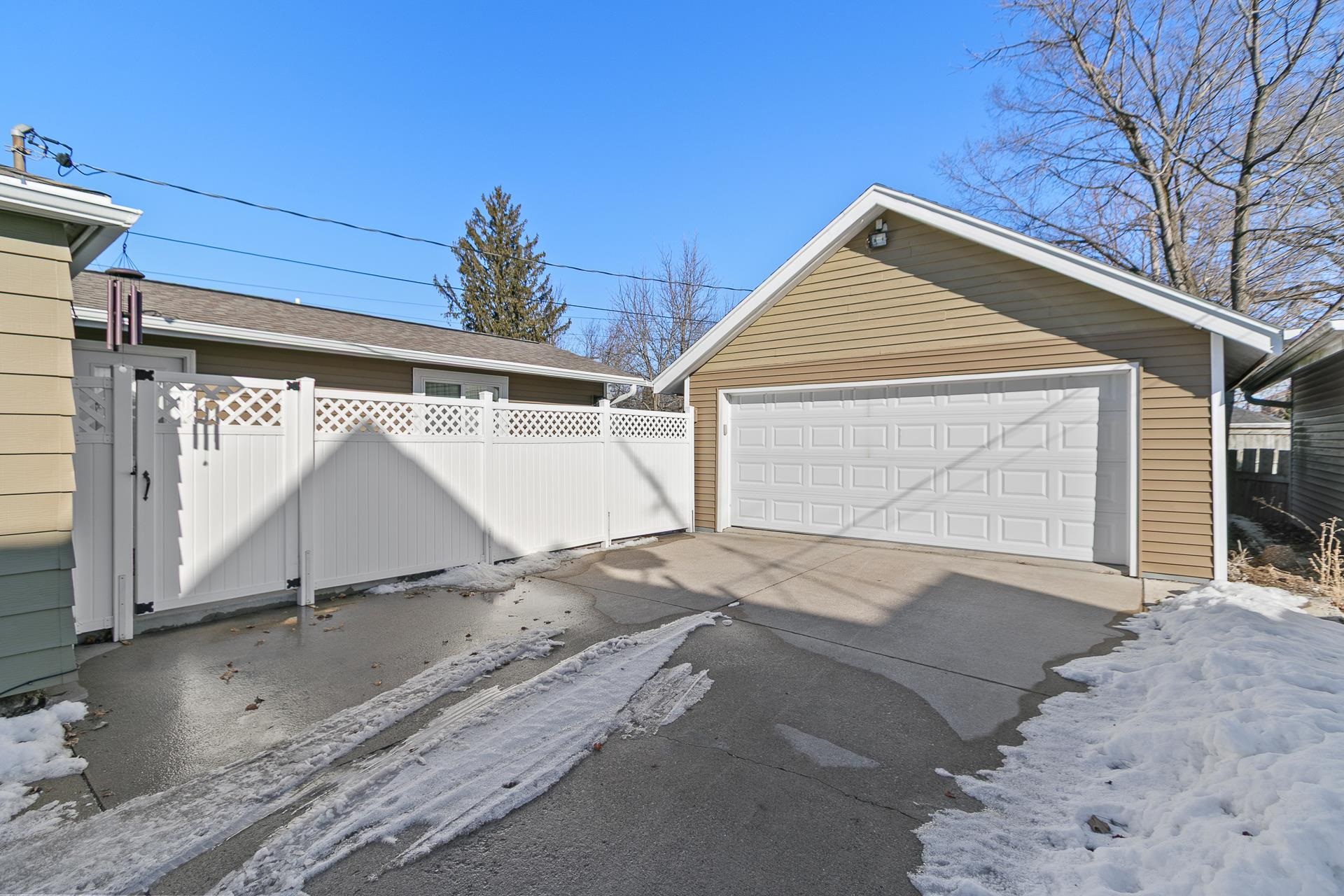 118 N Johnson Street