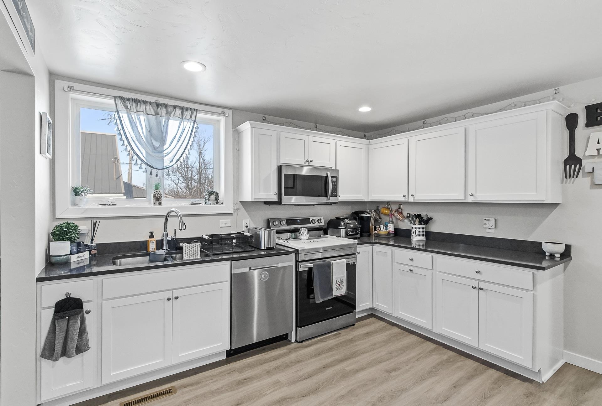 118 N Johnson Street