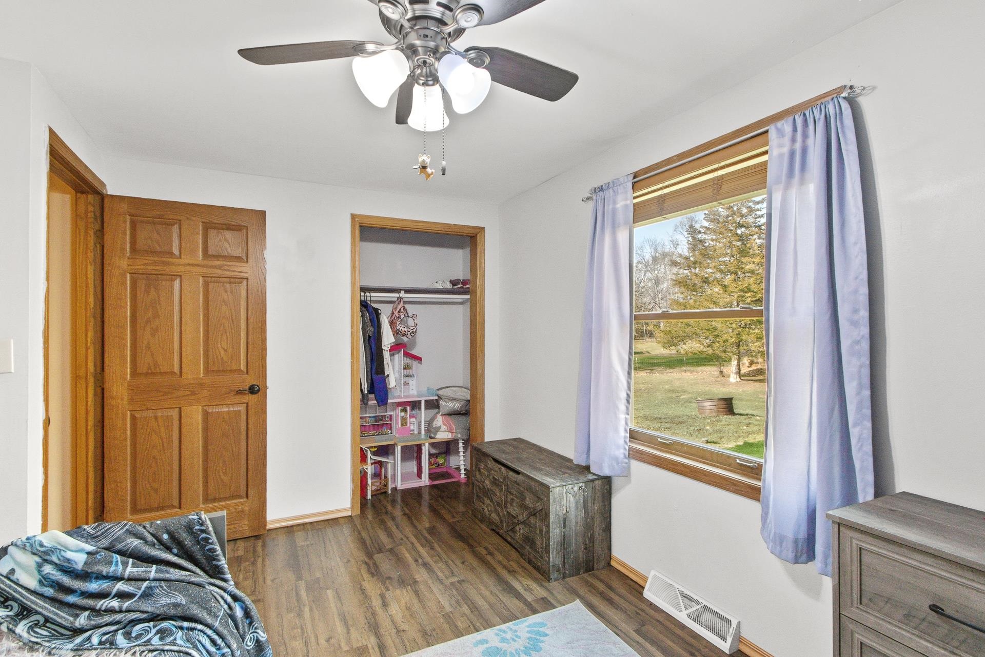 W3560 Glencoe Avenue