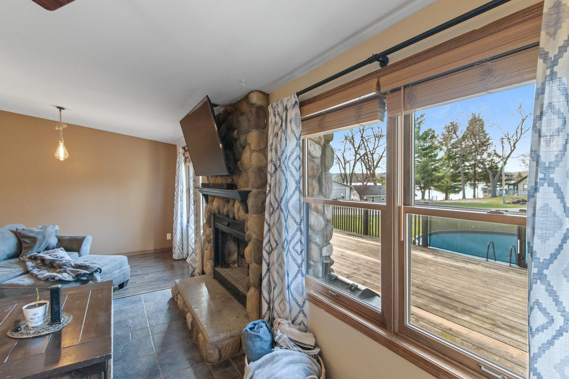 W3560 Glencoe Avenue