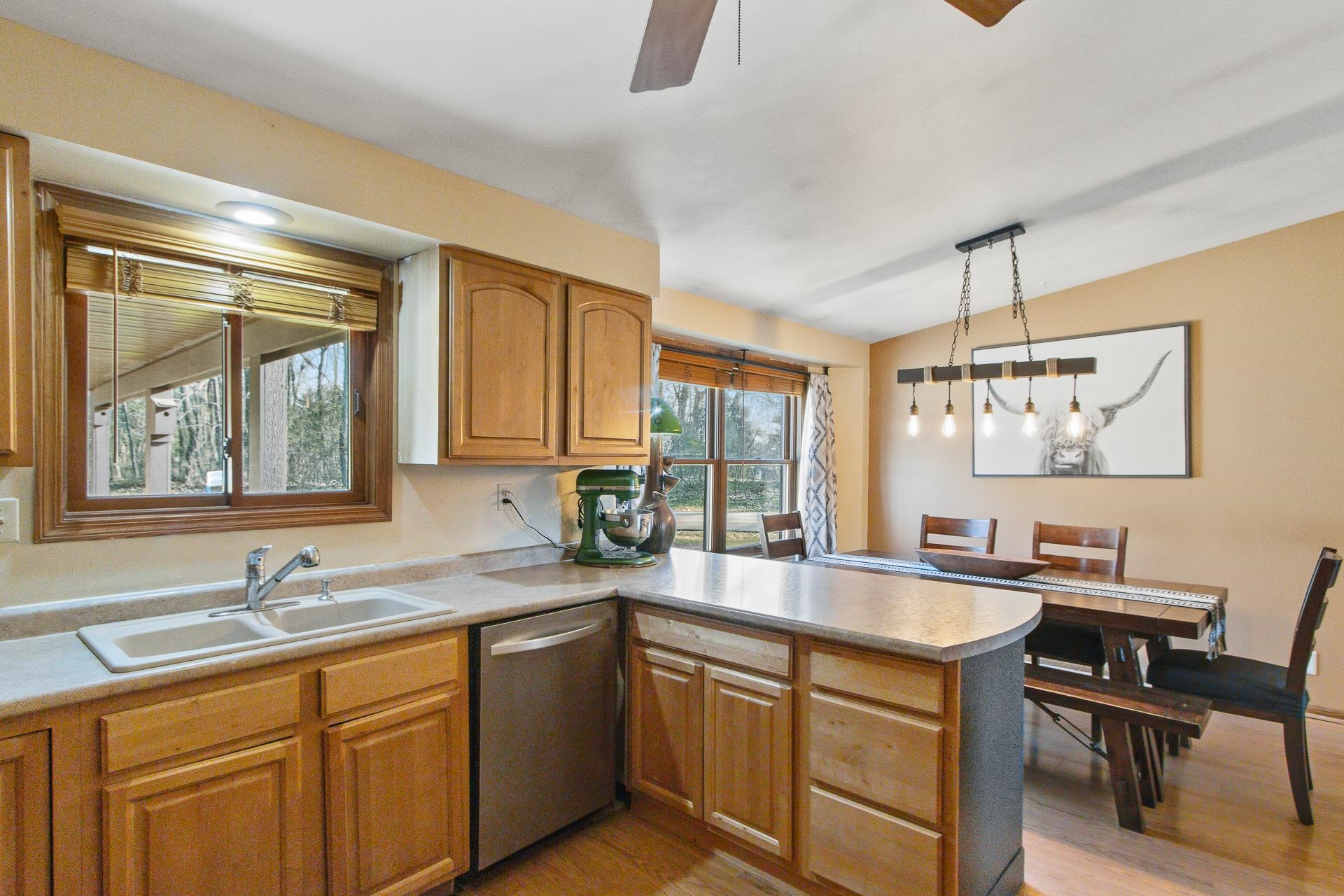 W3560 Glencoe Avenue