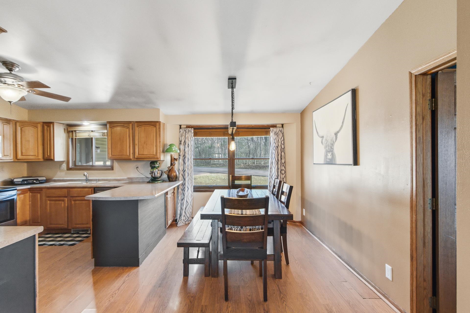 W3560 Glencoe Avenue