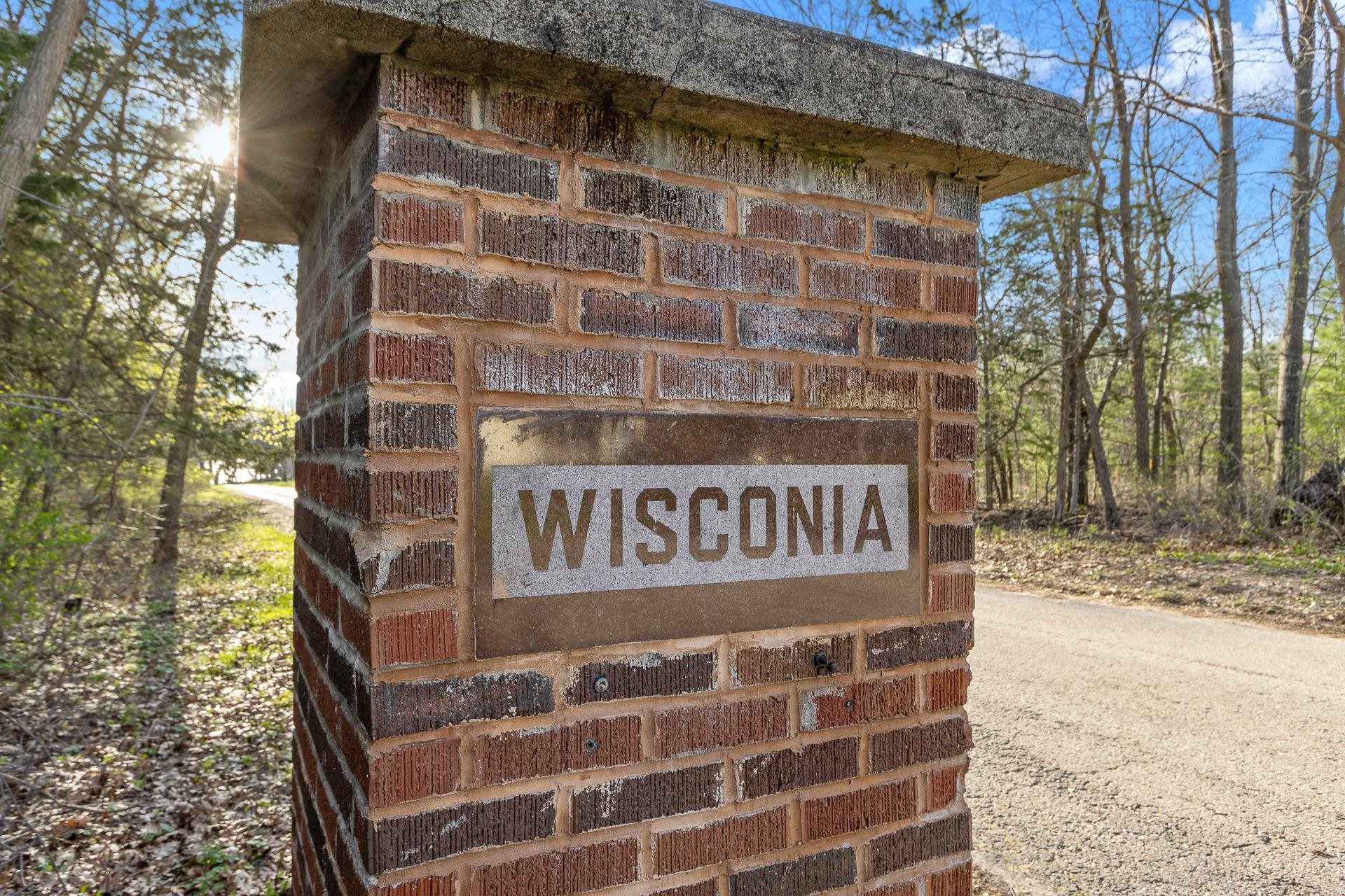 W3560 Glencoe Avenue
