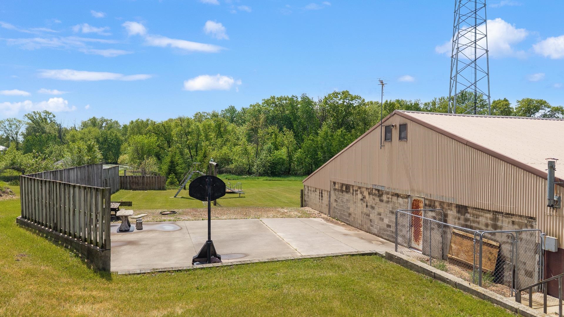 W8287 County Road P