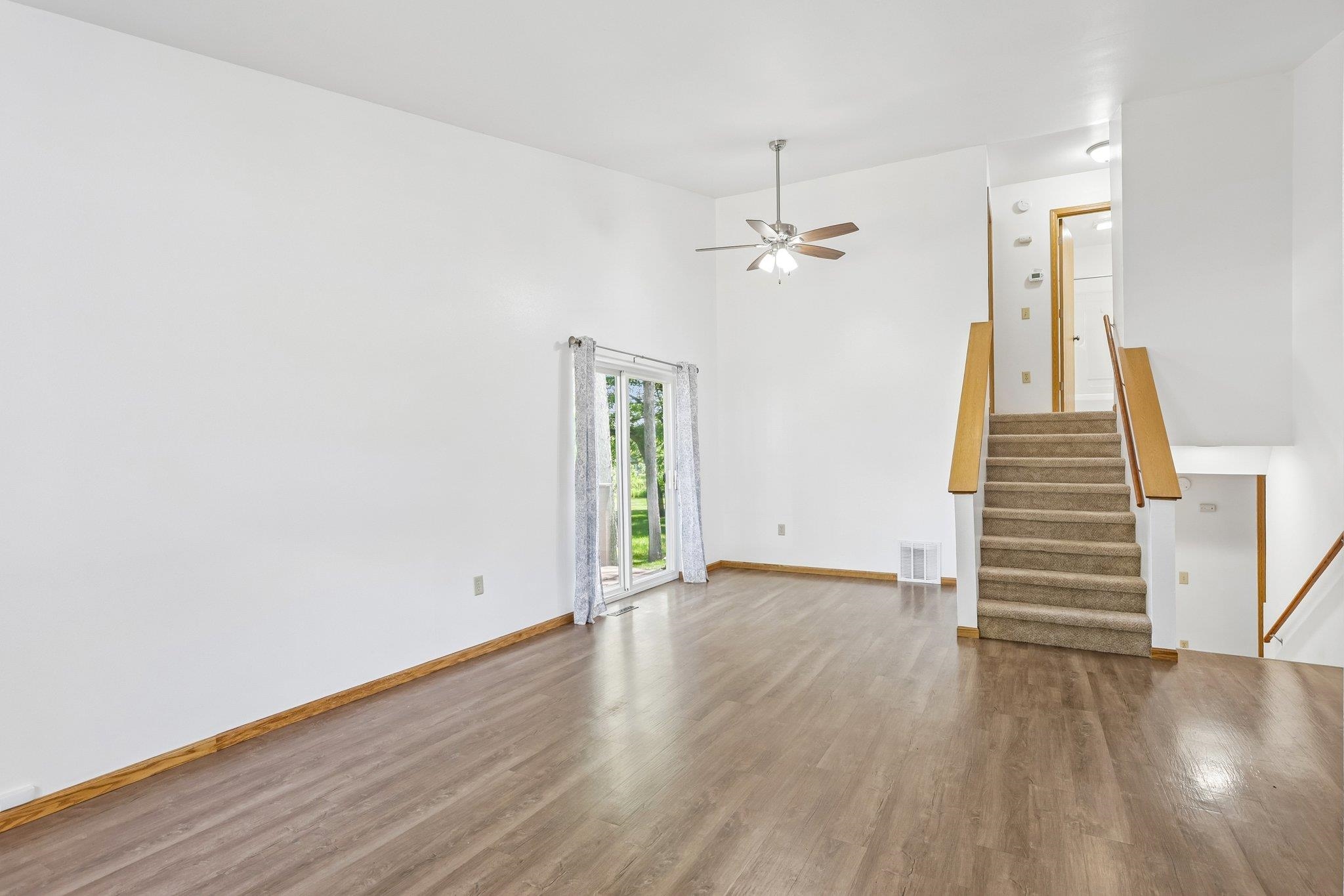 495 W Prairie Street