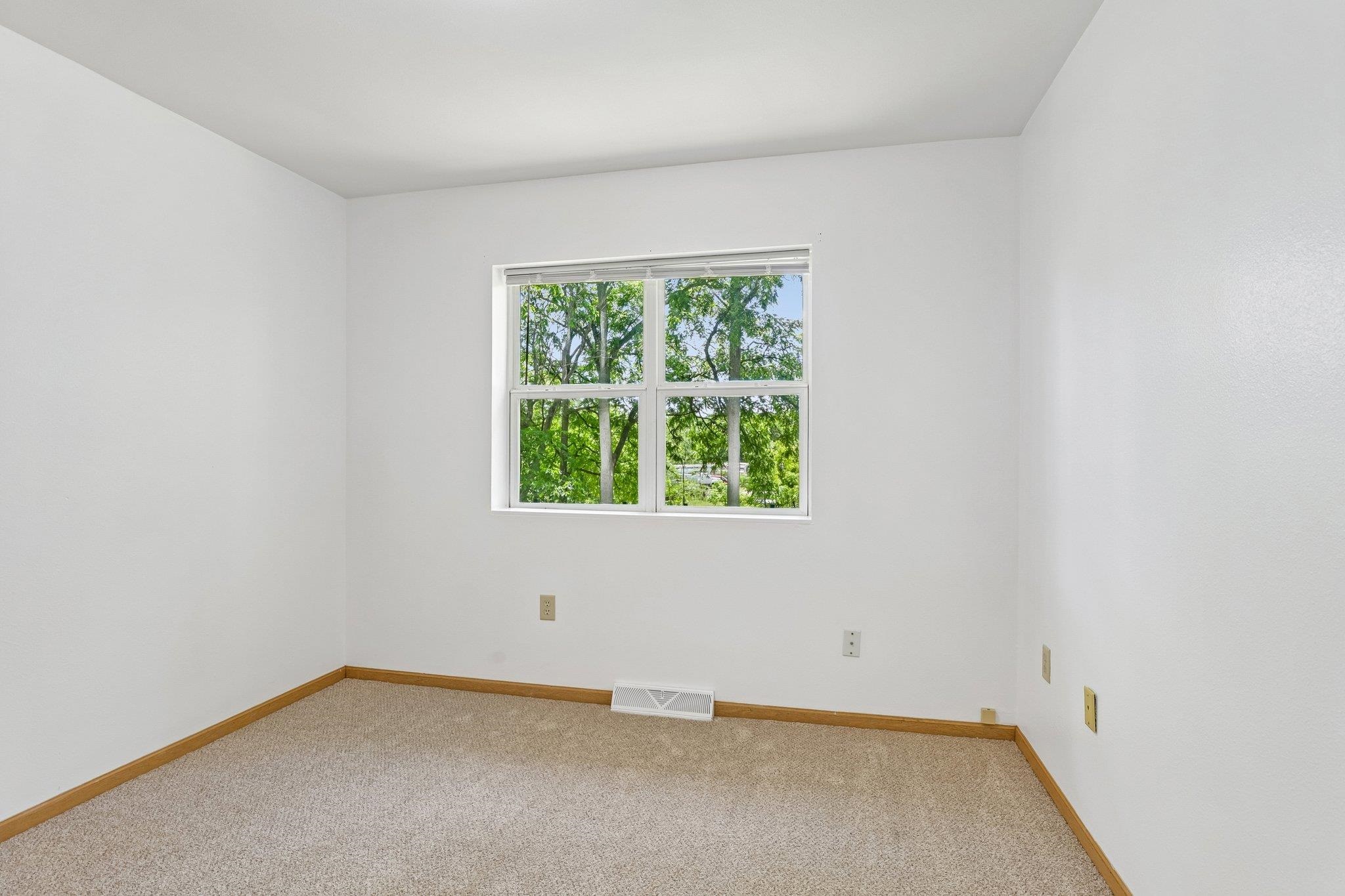 495 W Prairie Street