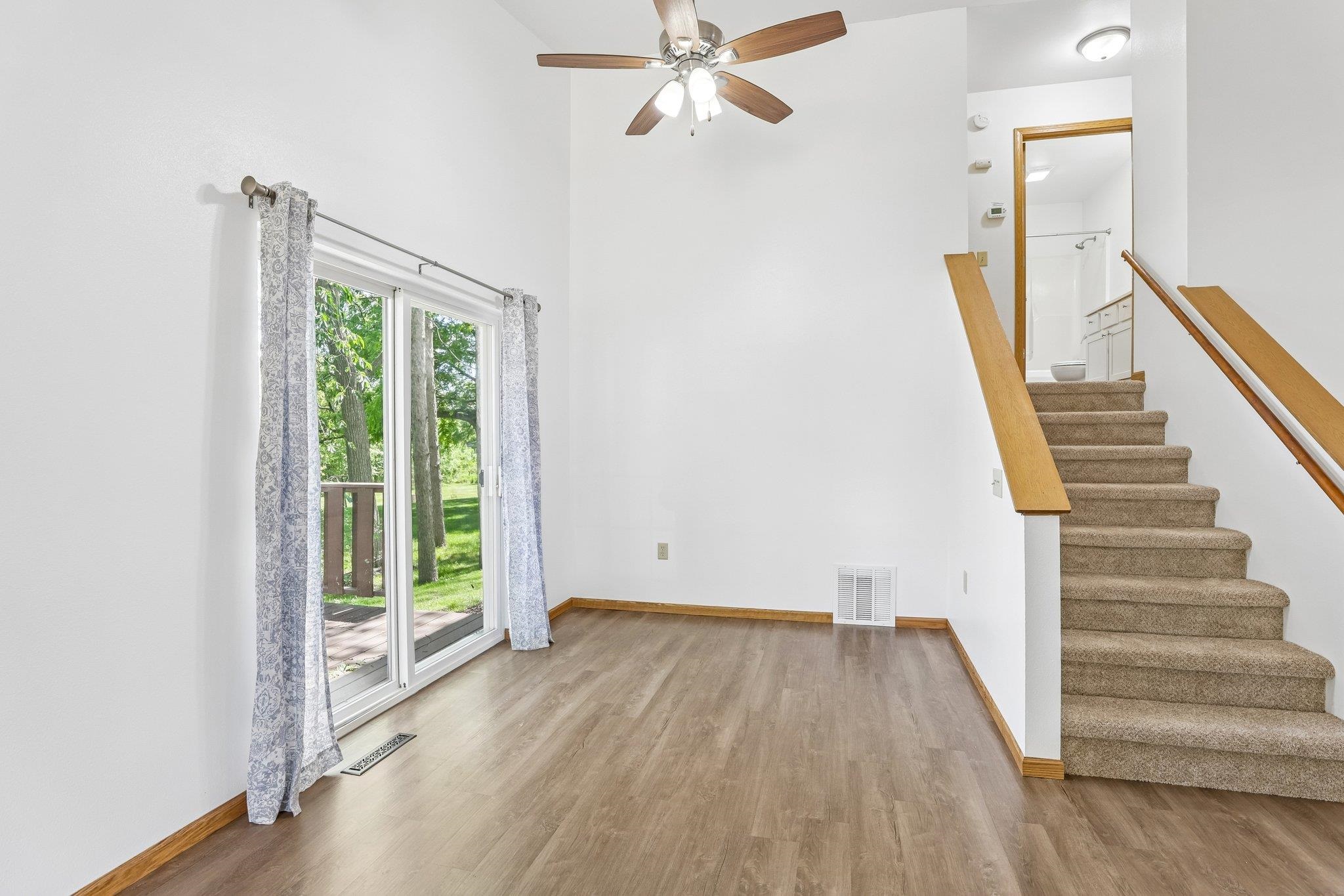 495 W Prairie Street