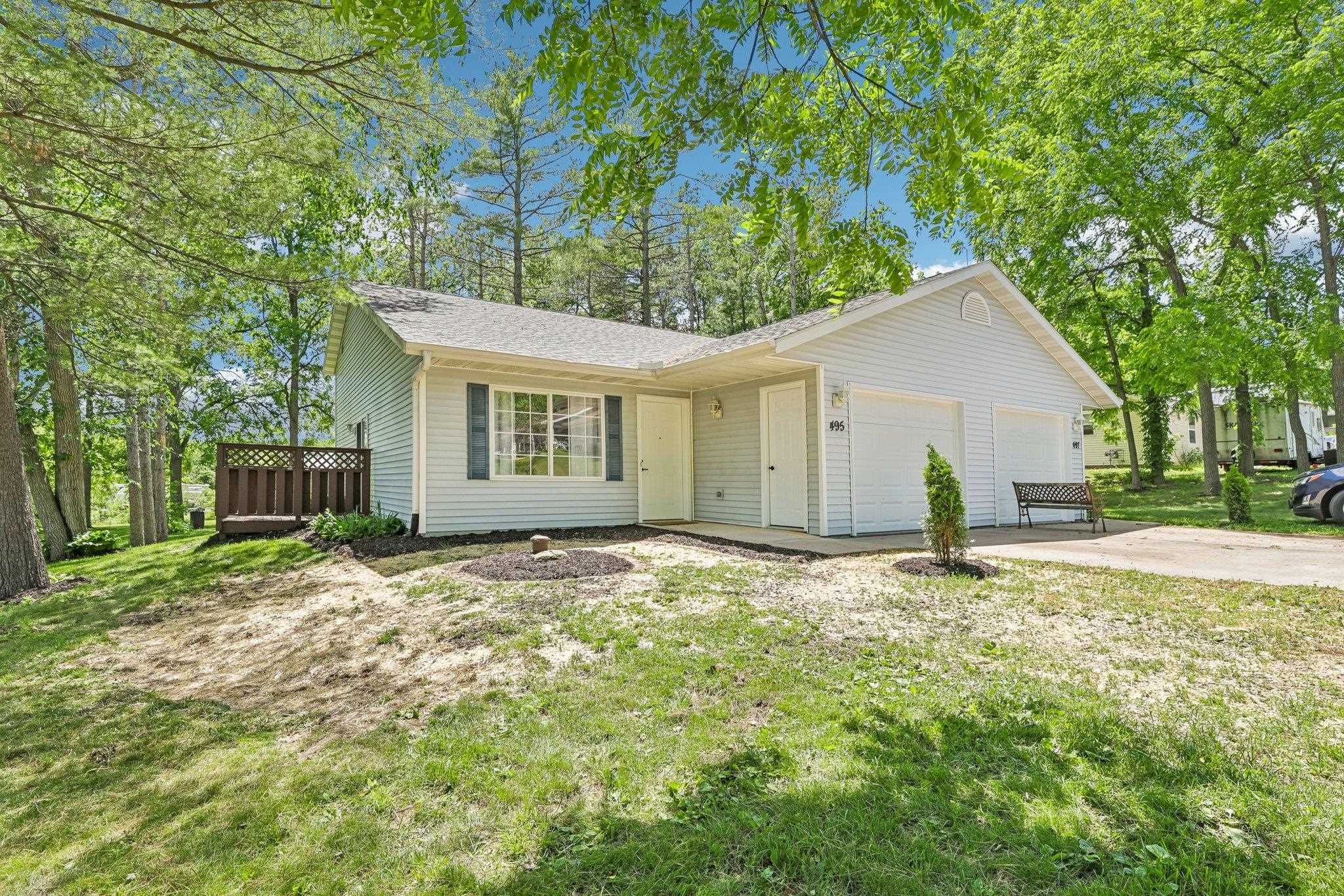 495 W Prairie Street