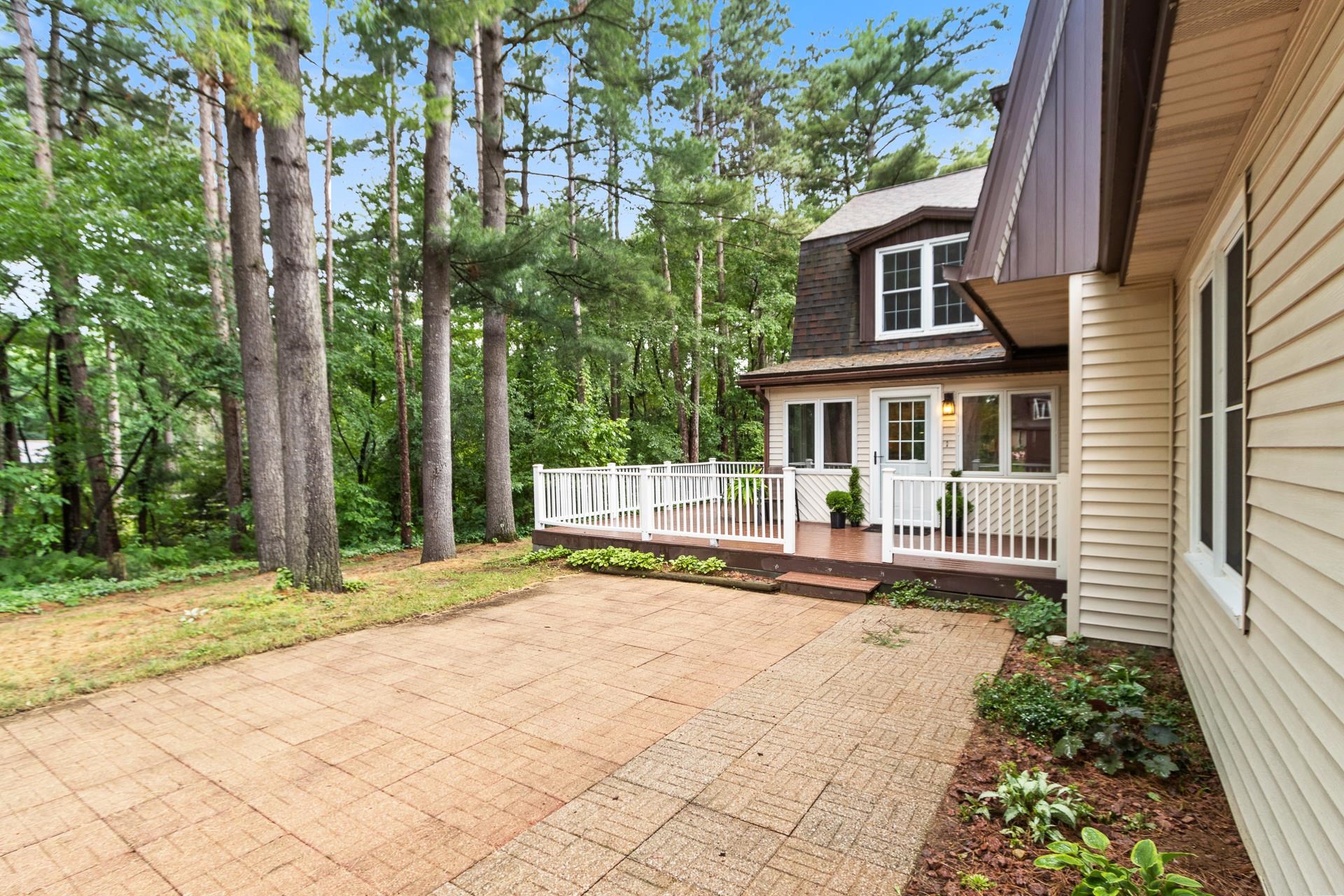 818 Saddle Ridge