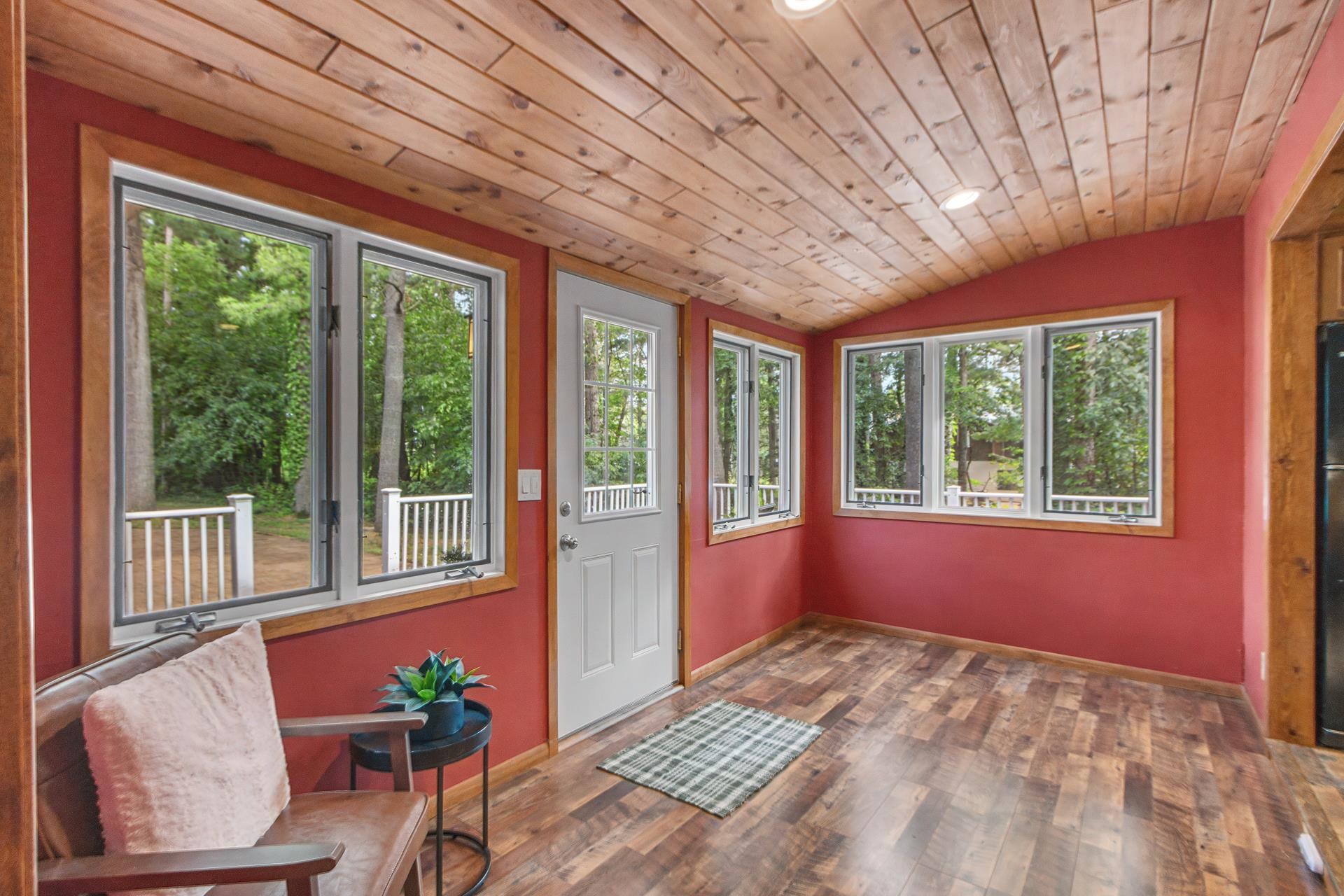 818 Saddle Ridge