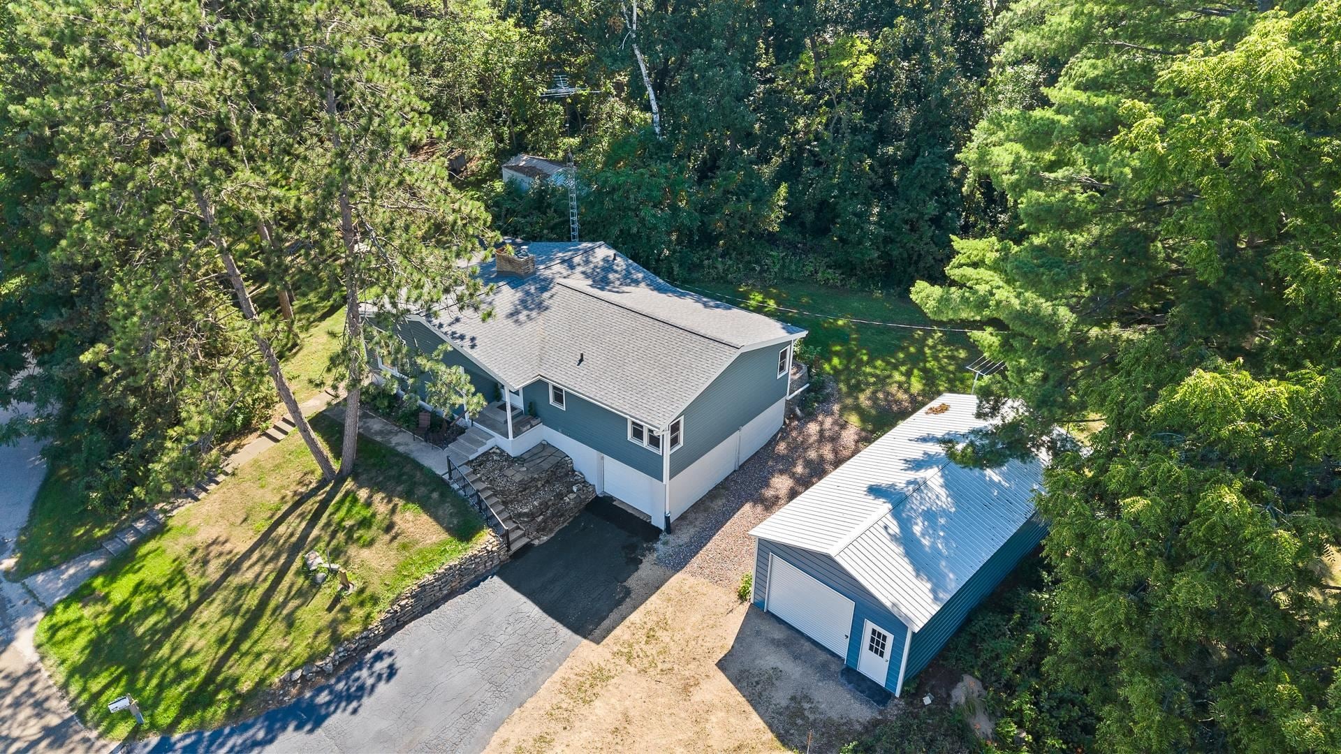 521 Wells Street
