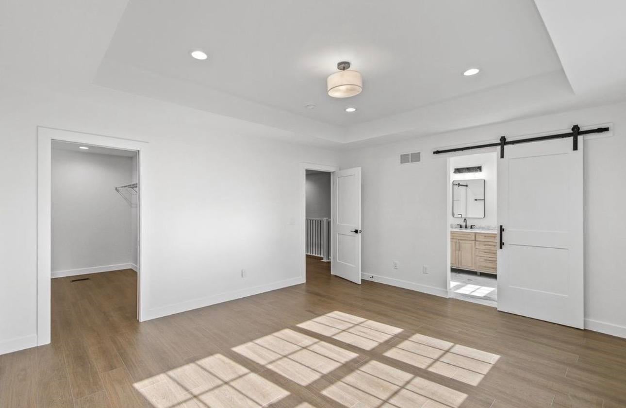 322 Maple Street