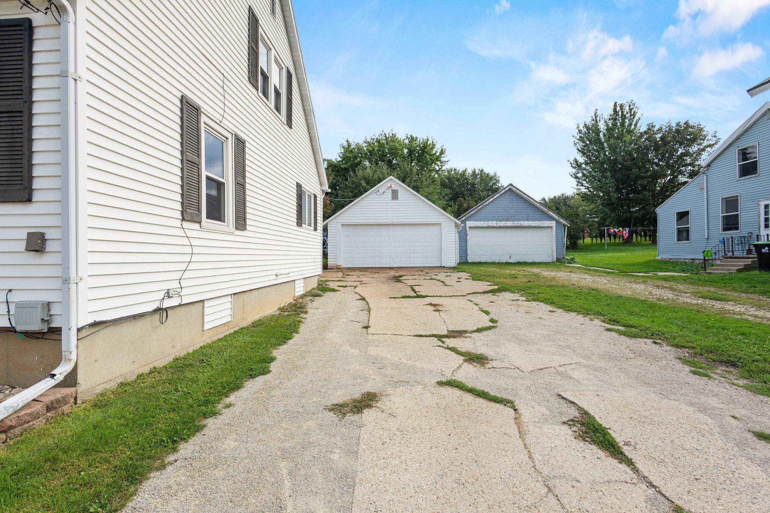 60 W Manchester Street
