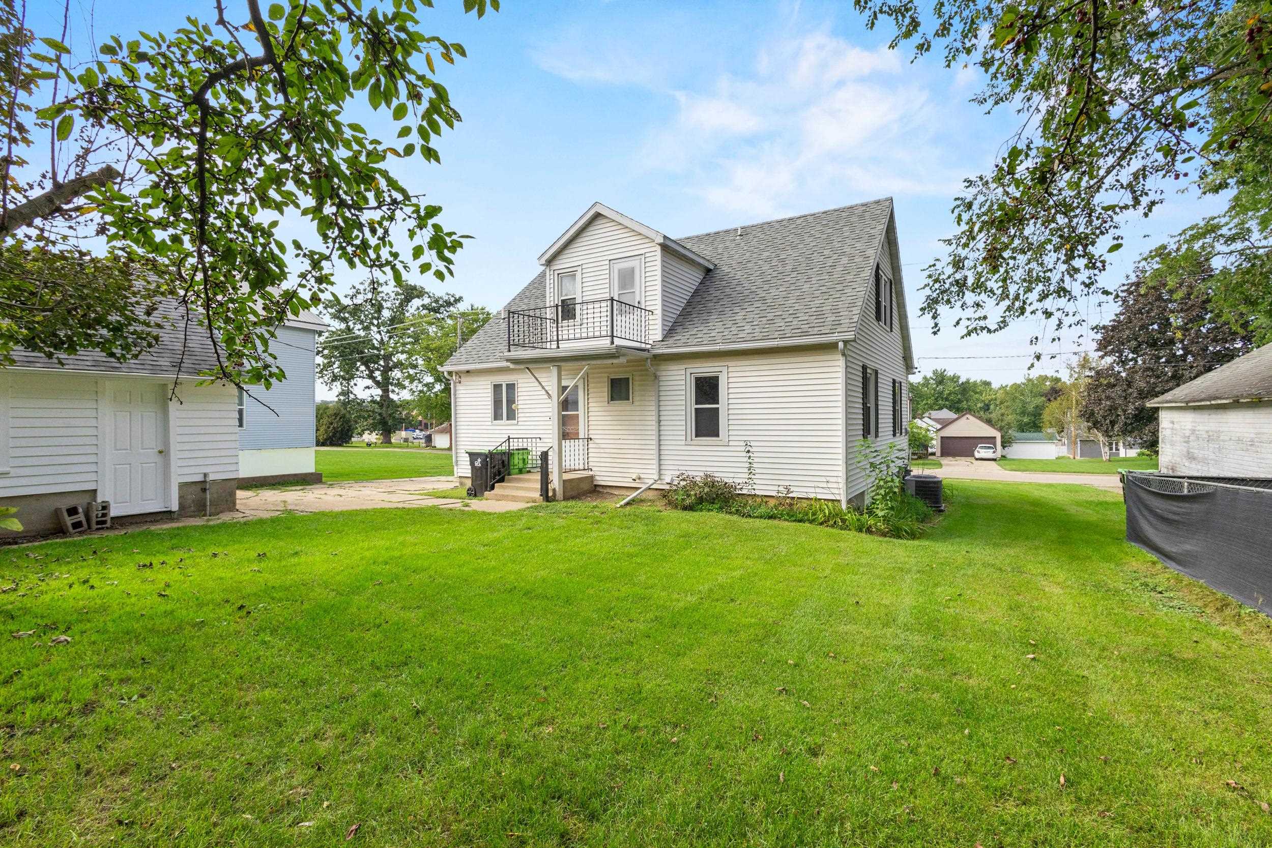 60 W Manchester Street