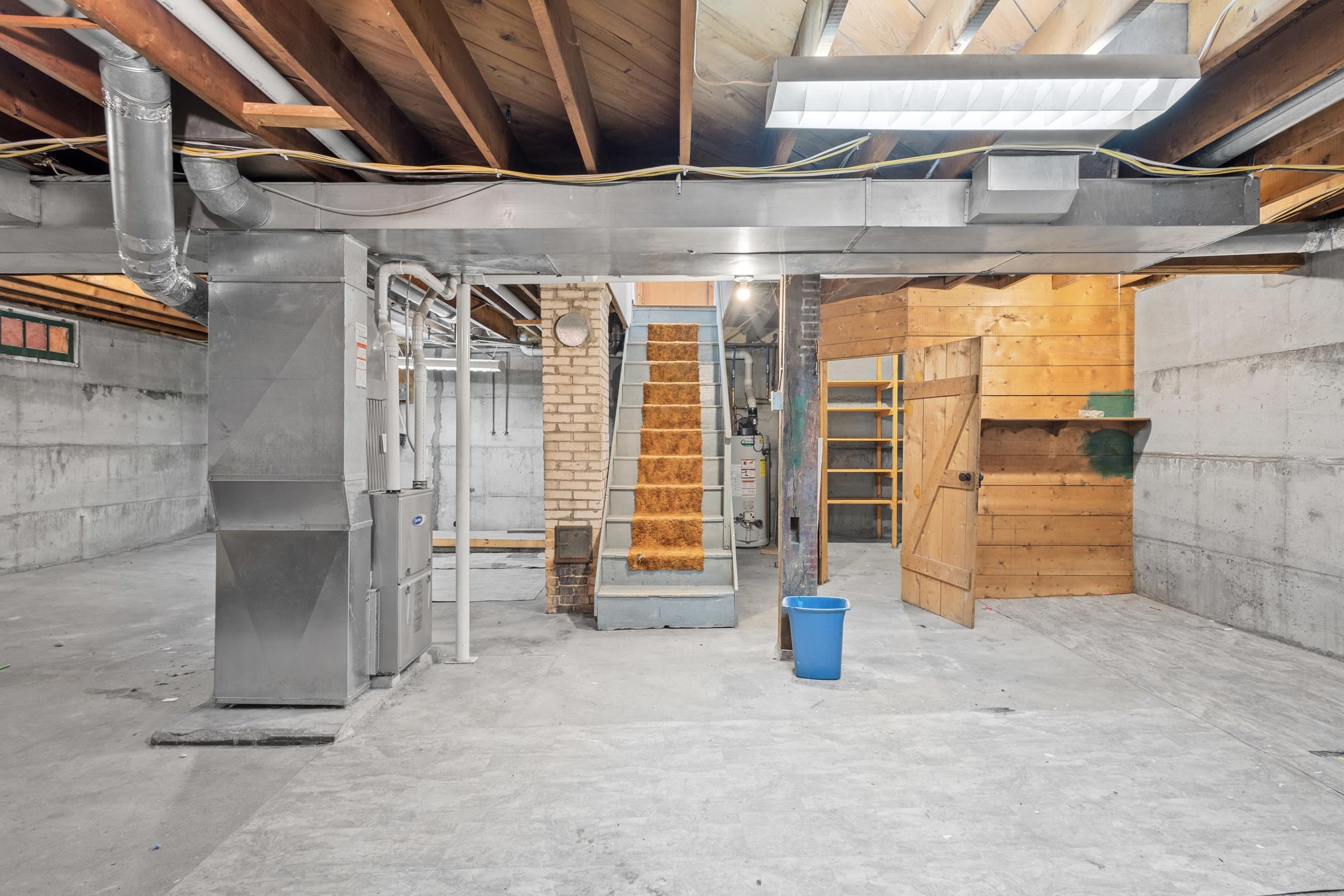 60 W Manchester Street