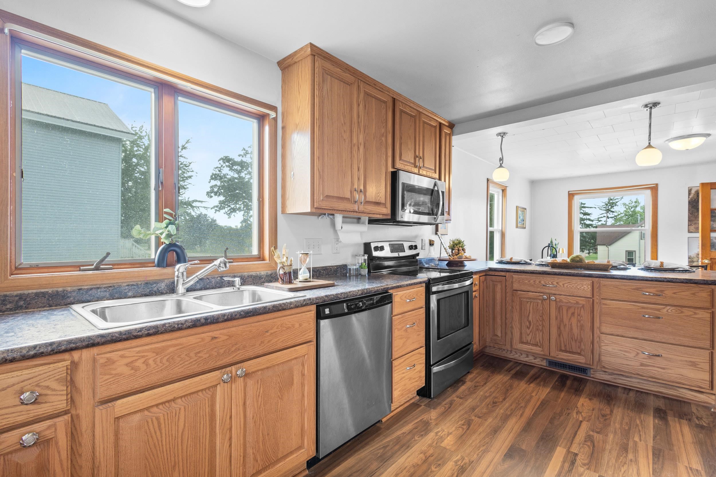 60 W Manchester Street