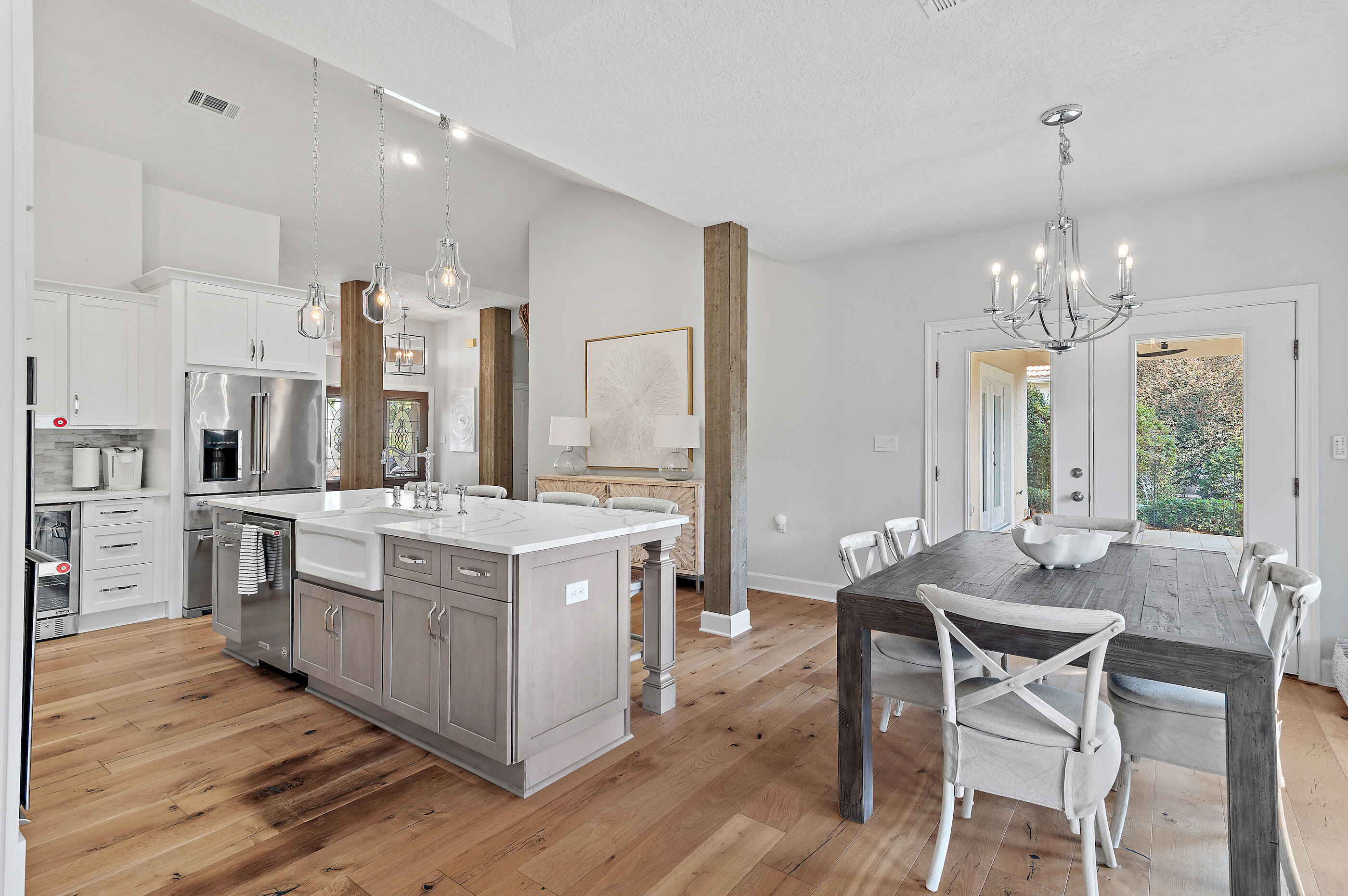 1402 E Baytowne Avenue