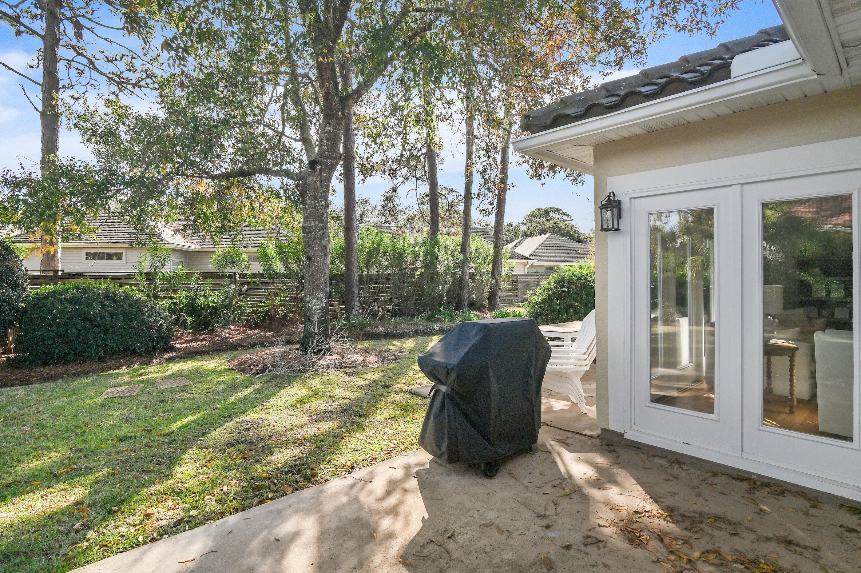 1402 E Baytowne Avenue