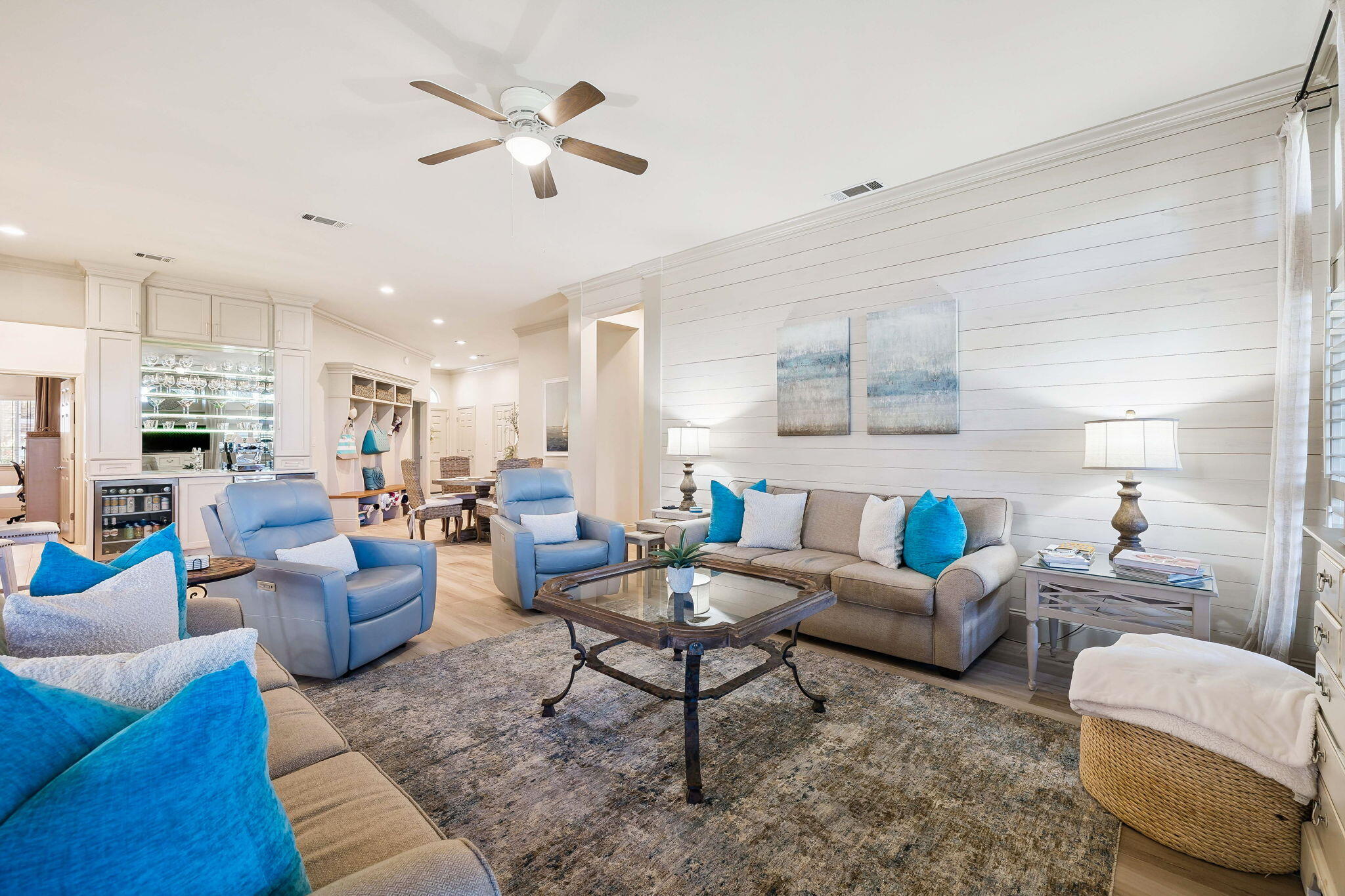 5290 Tivoli Drive 5290