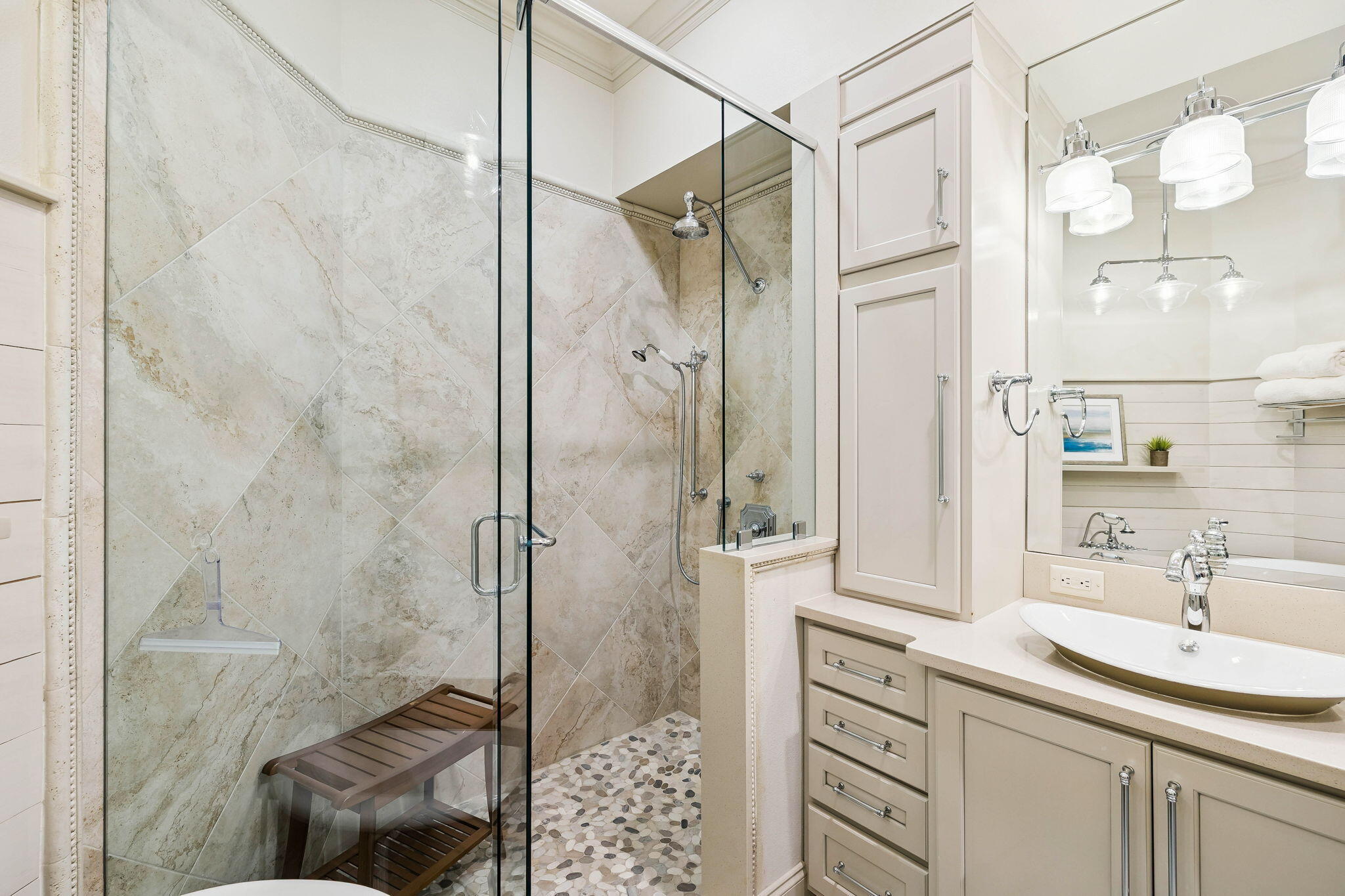 5290 Tivoli Drive 5290