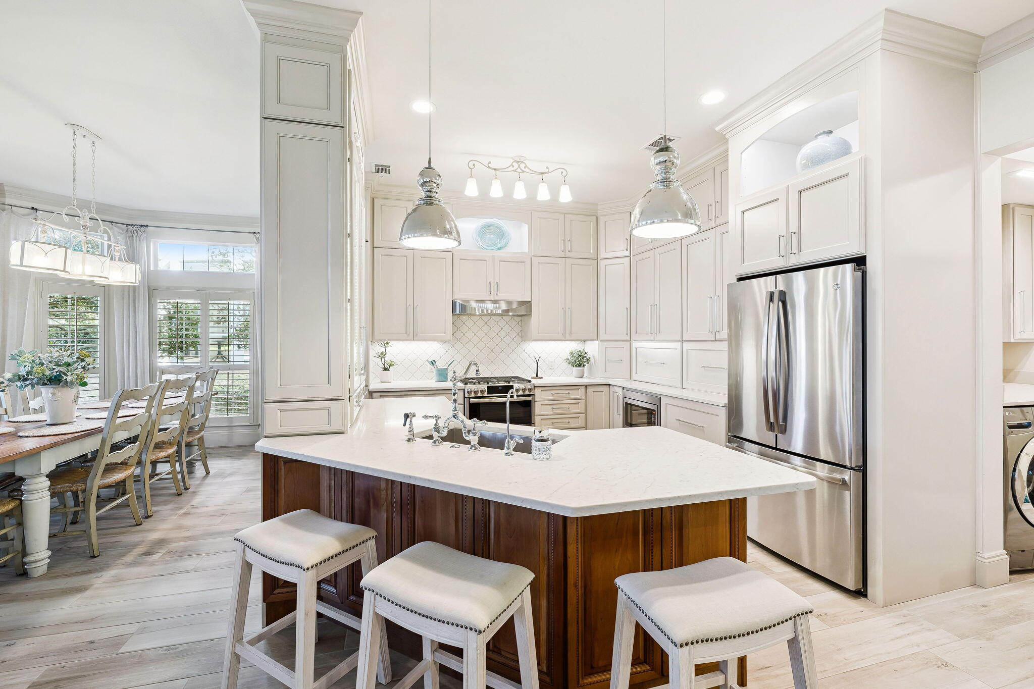 5290 Tivoli Drive 5290