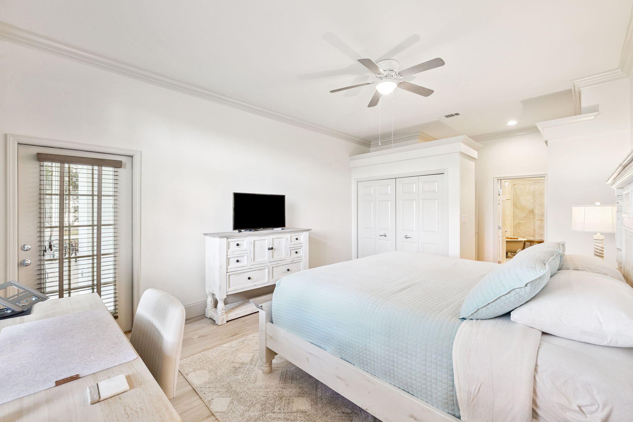 5290 Tivoli Drive 5290