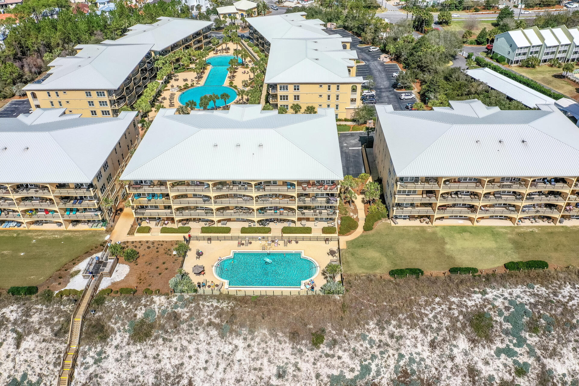 2421 W County Highway 30A UNIT A302