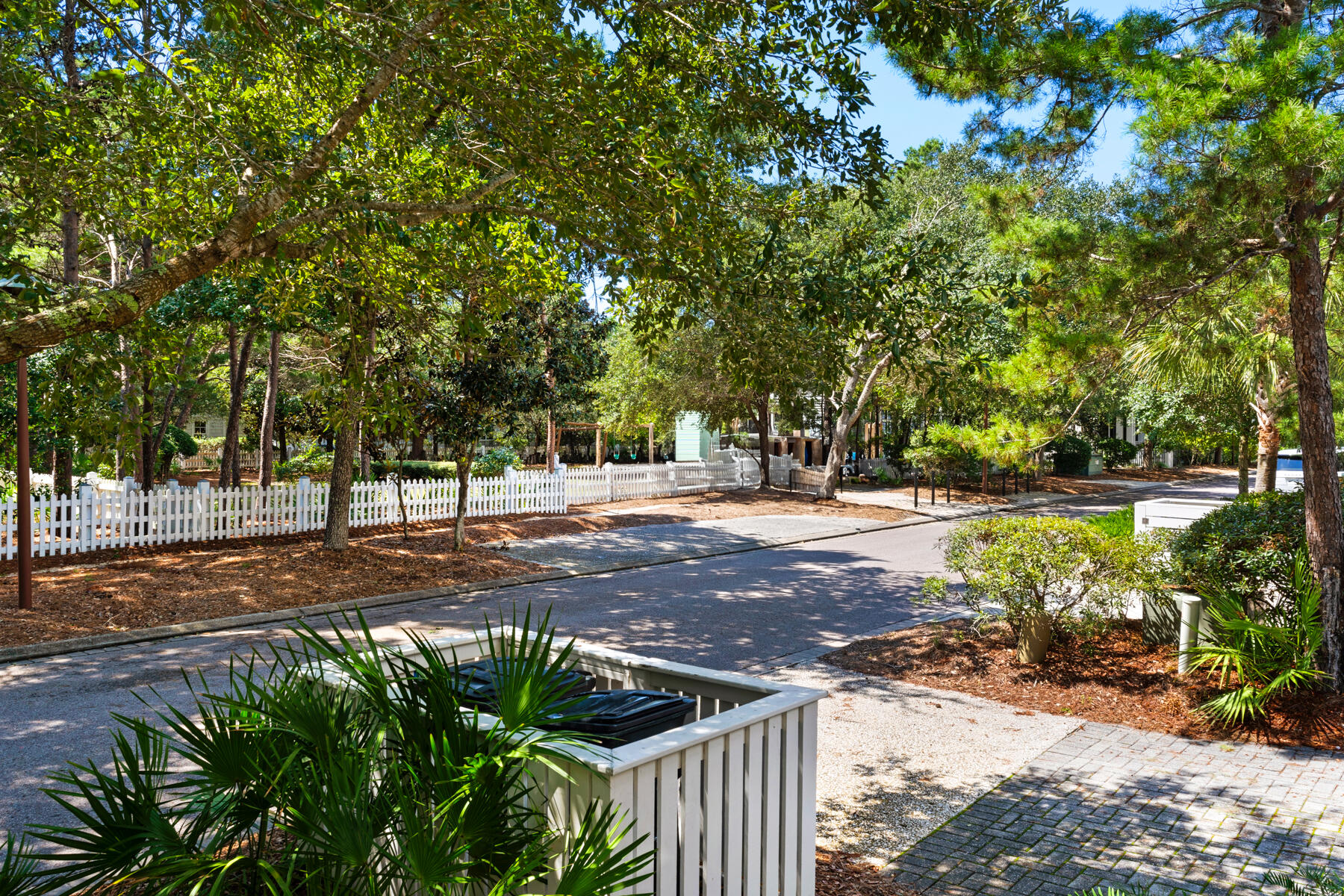 87 W Salt Box Lane
