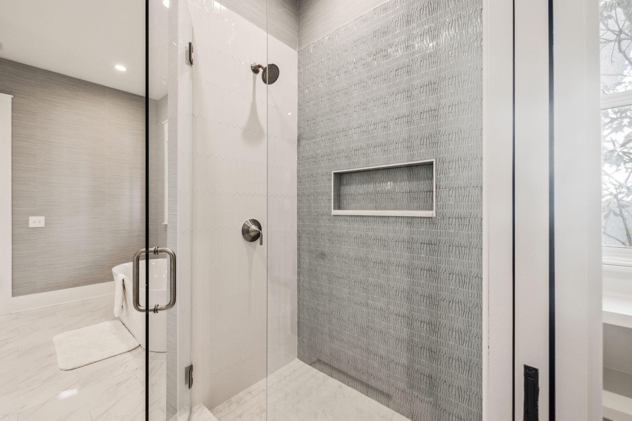 254 E Yacht Pond Lane