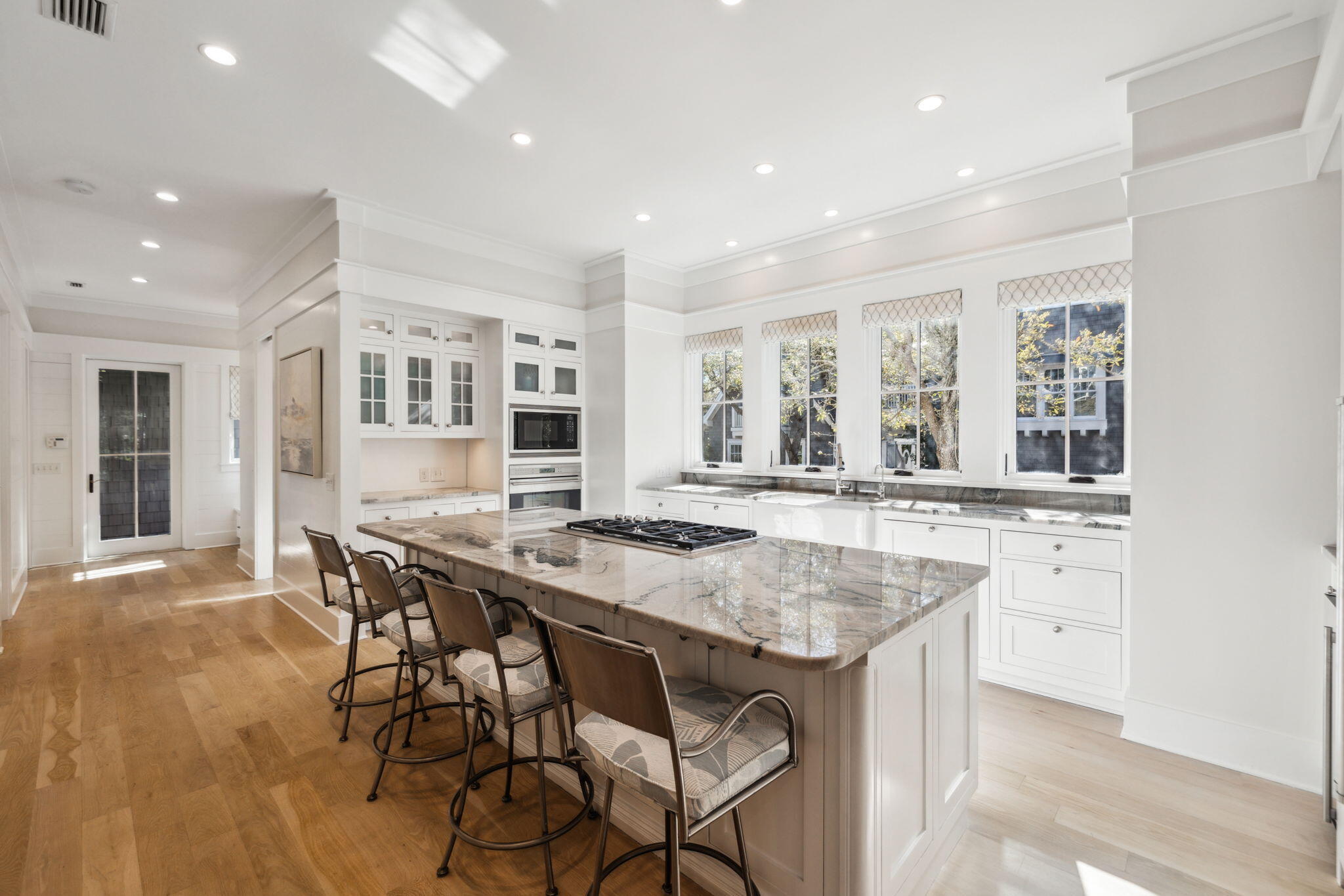 254 E Yacht Pond Lane