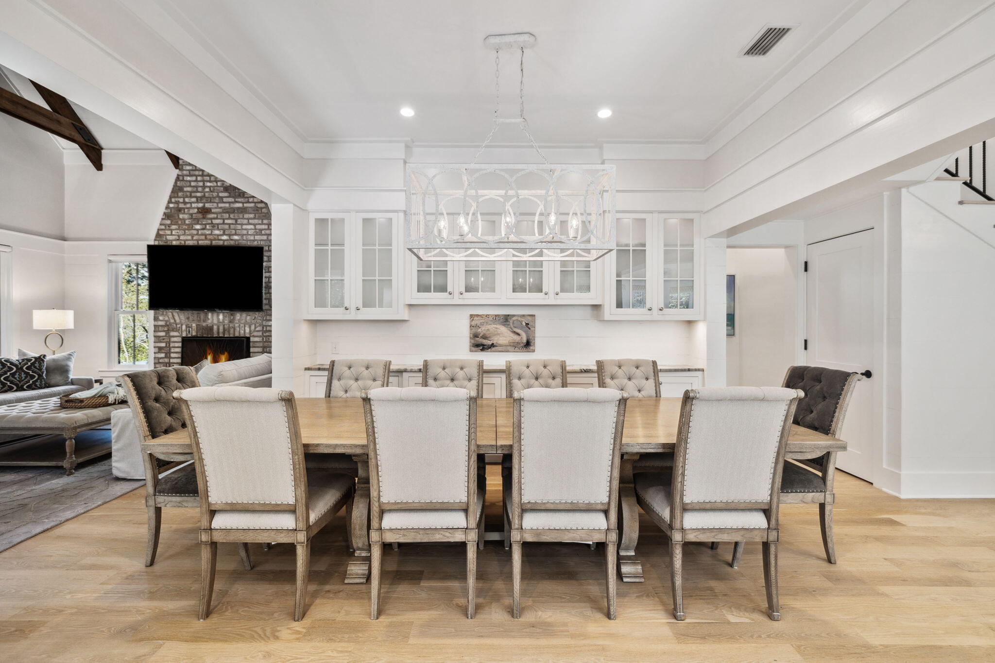 254 E Yacht Pond Lane