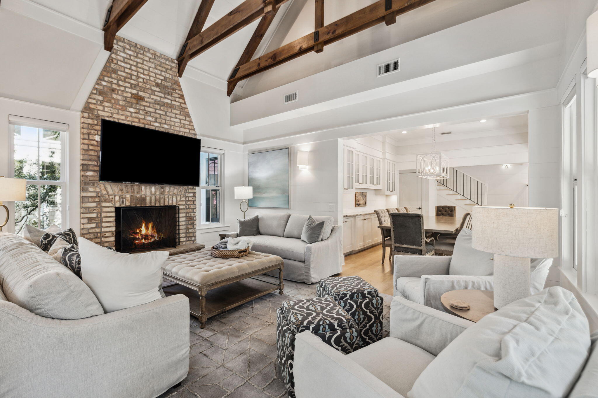 254 E Yacht Pond Lane