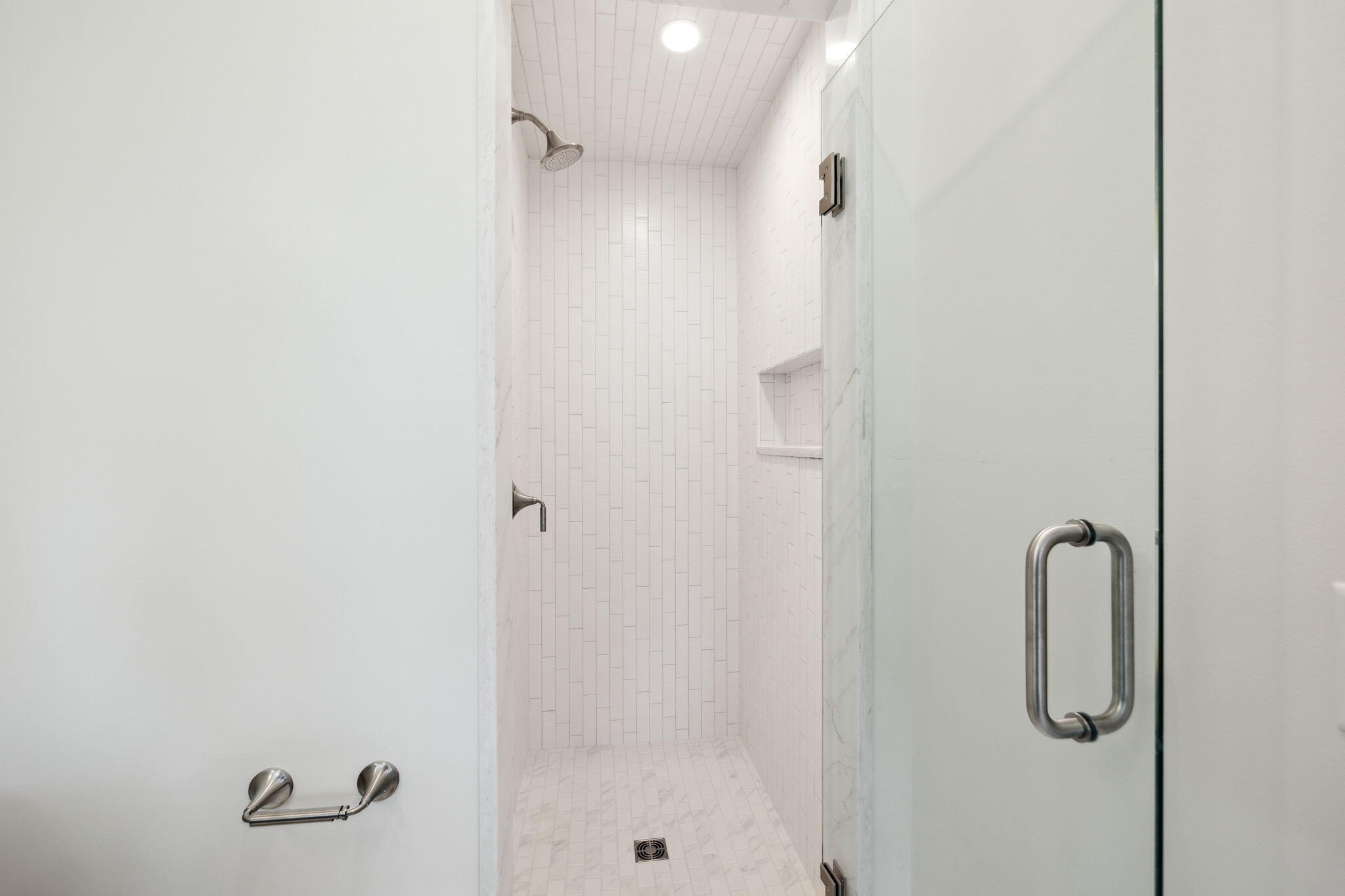 254 E Yacht Pond Lane