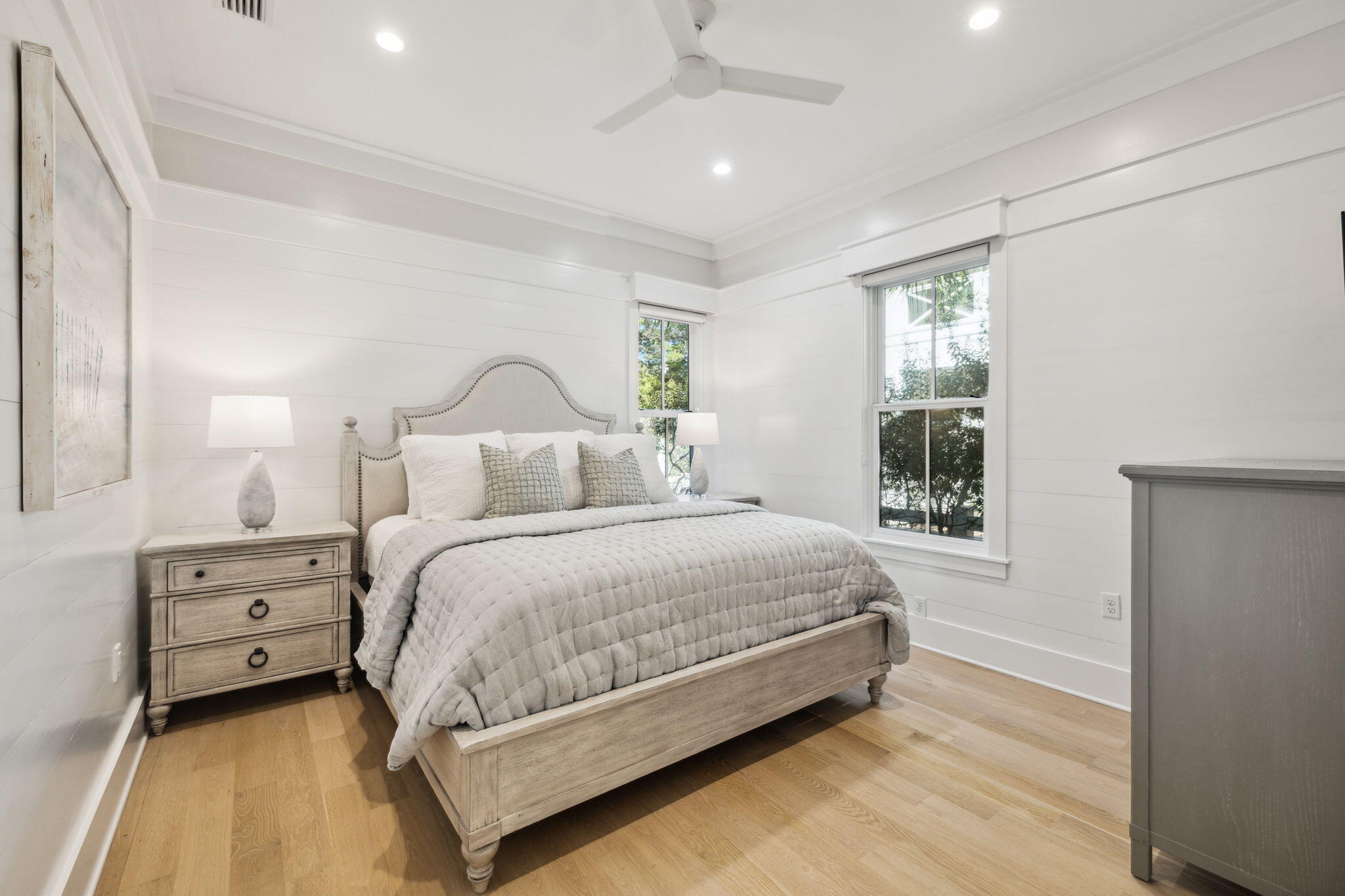 254 E Yacht Pond Lane