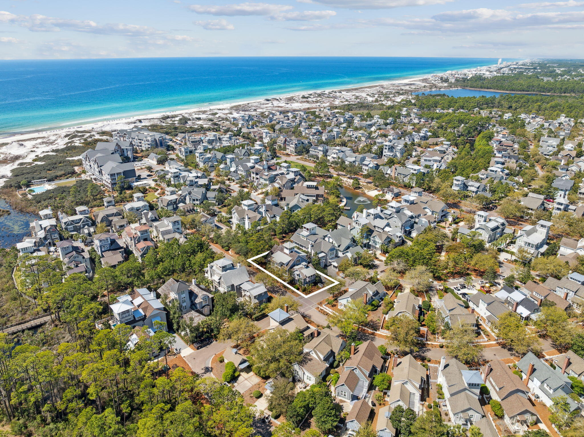 254 E Yacht Pond Lane