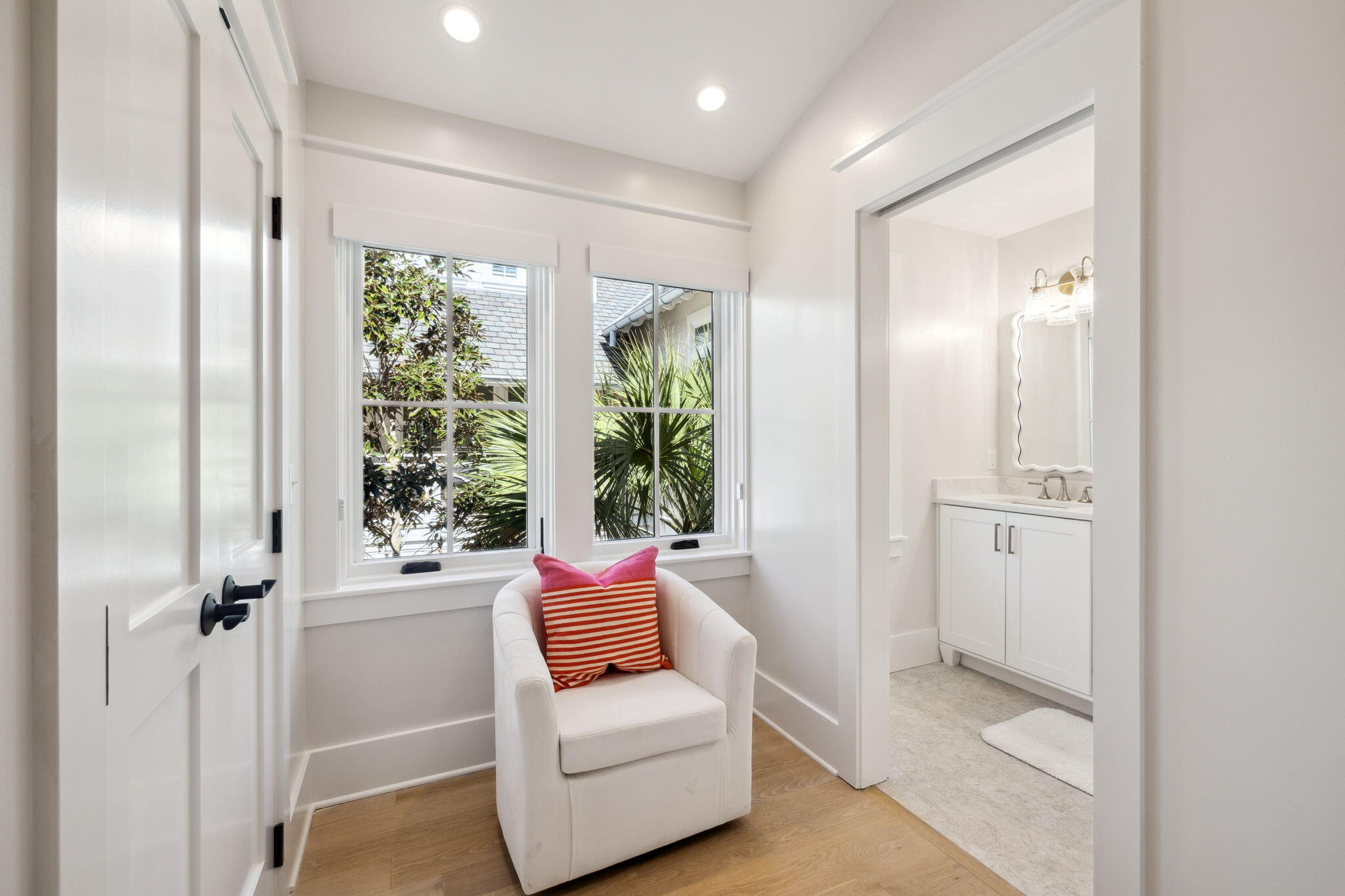 254 E Yacht Pond Lane