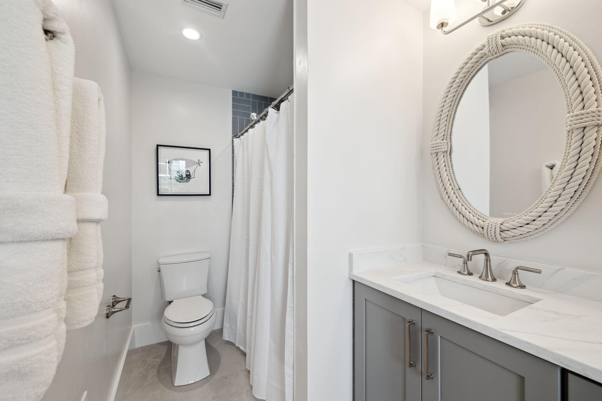 254 E Yacht Pond Lane