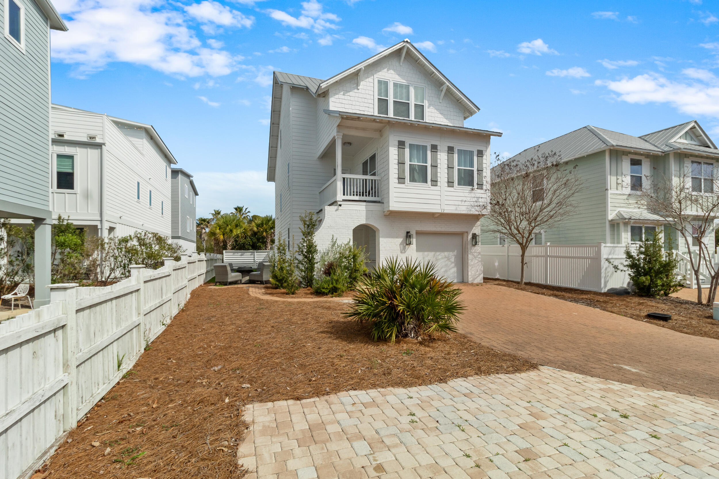 12 Inlet Cove
