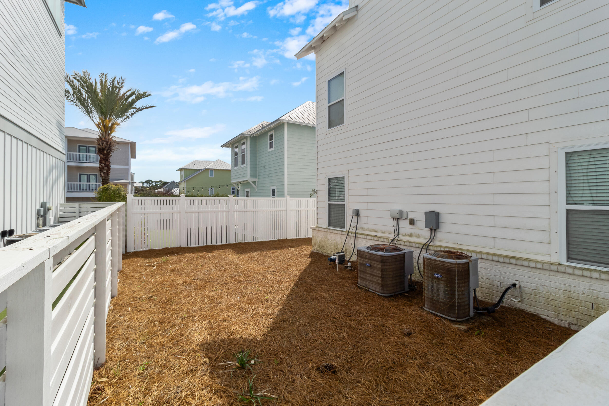 12 Inlet Cove