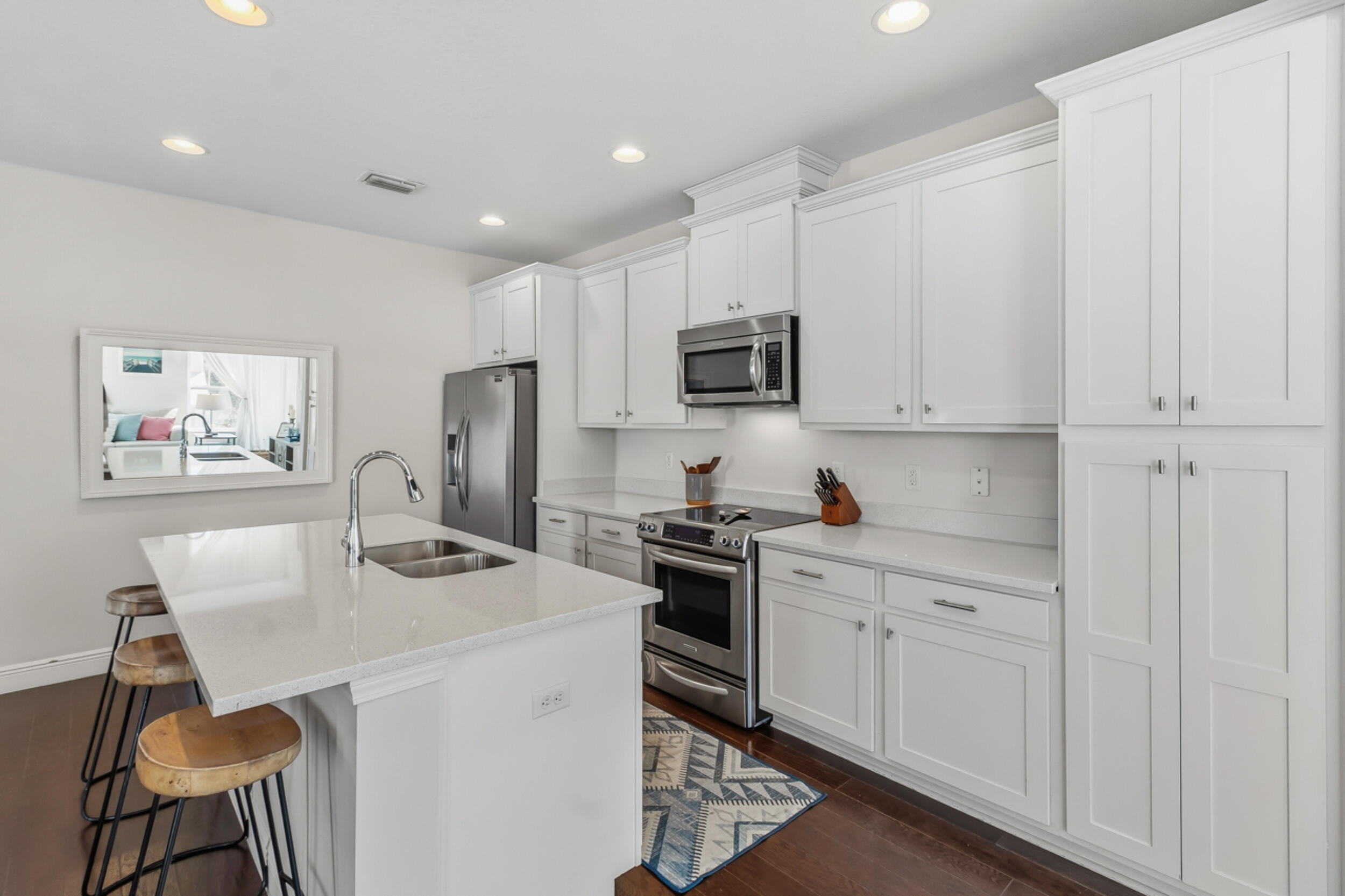 12 Inlet Cove