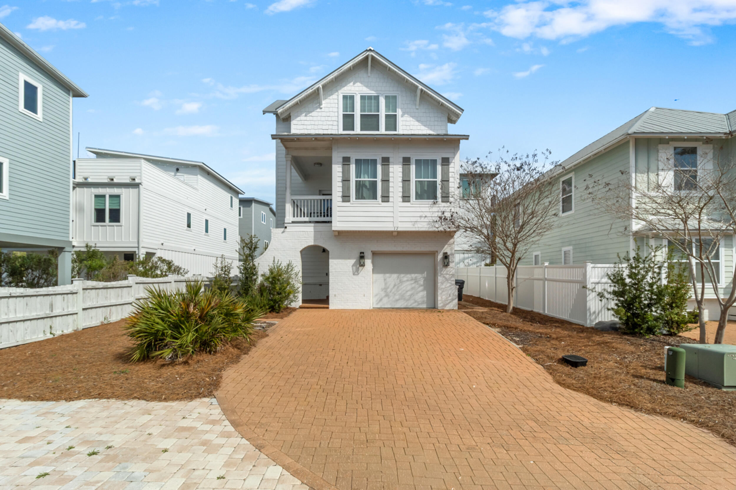 12 Inlet Cove