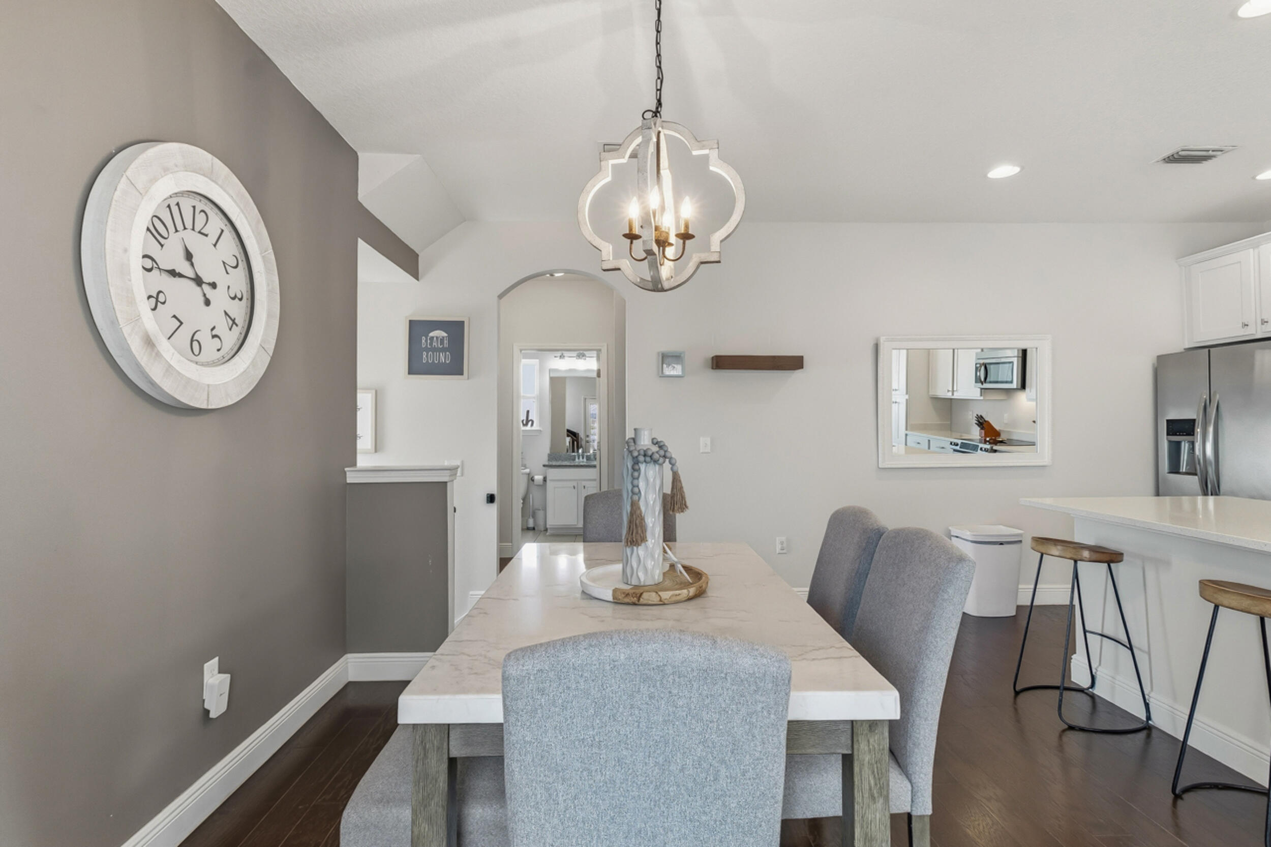 12 Inlet Cove