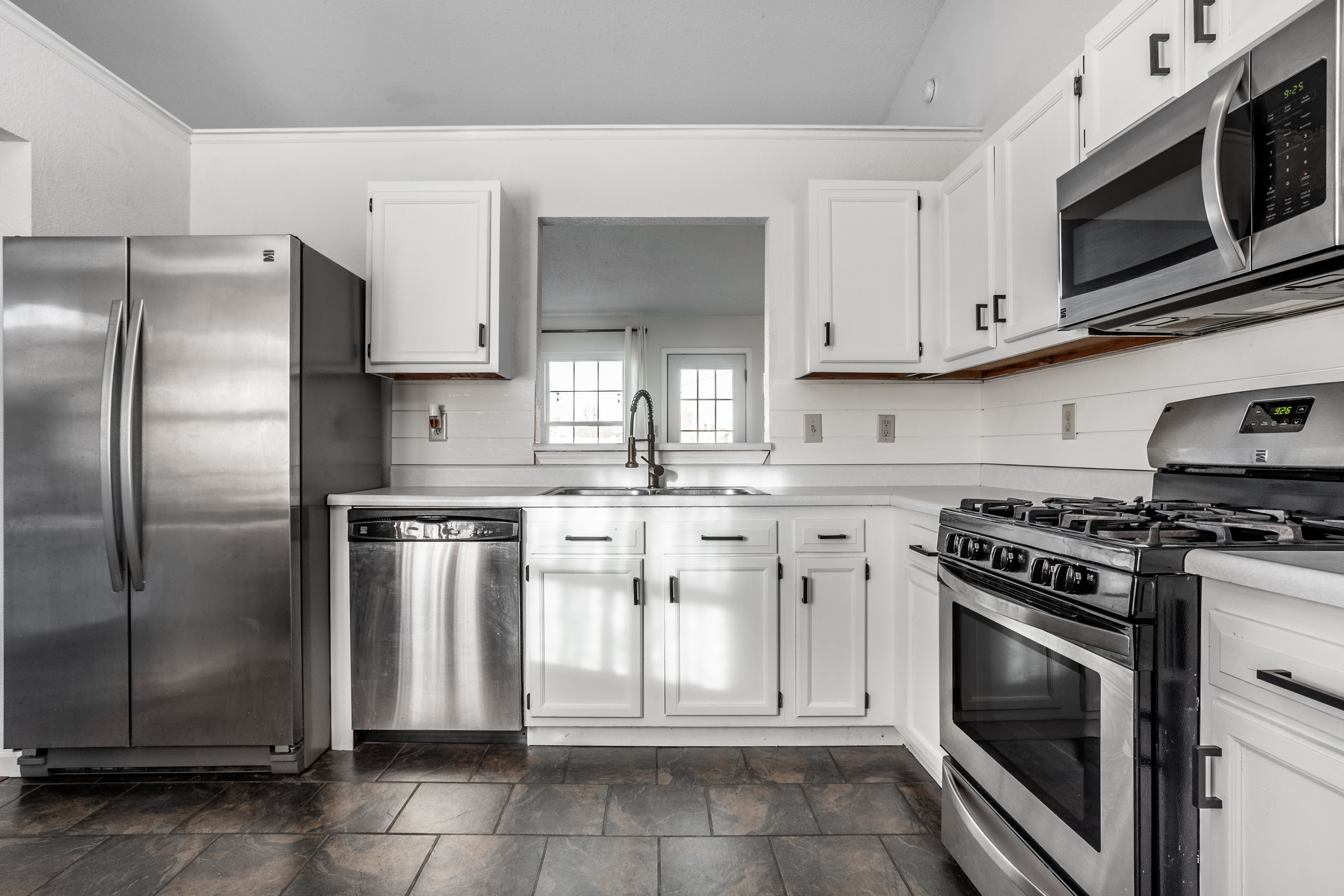 1454 Blue Grass Parkway