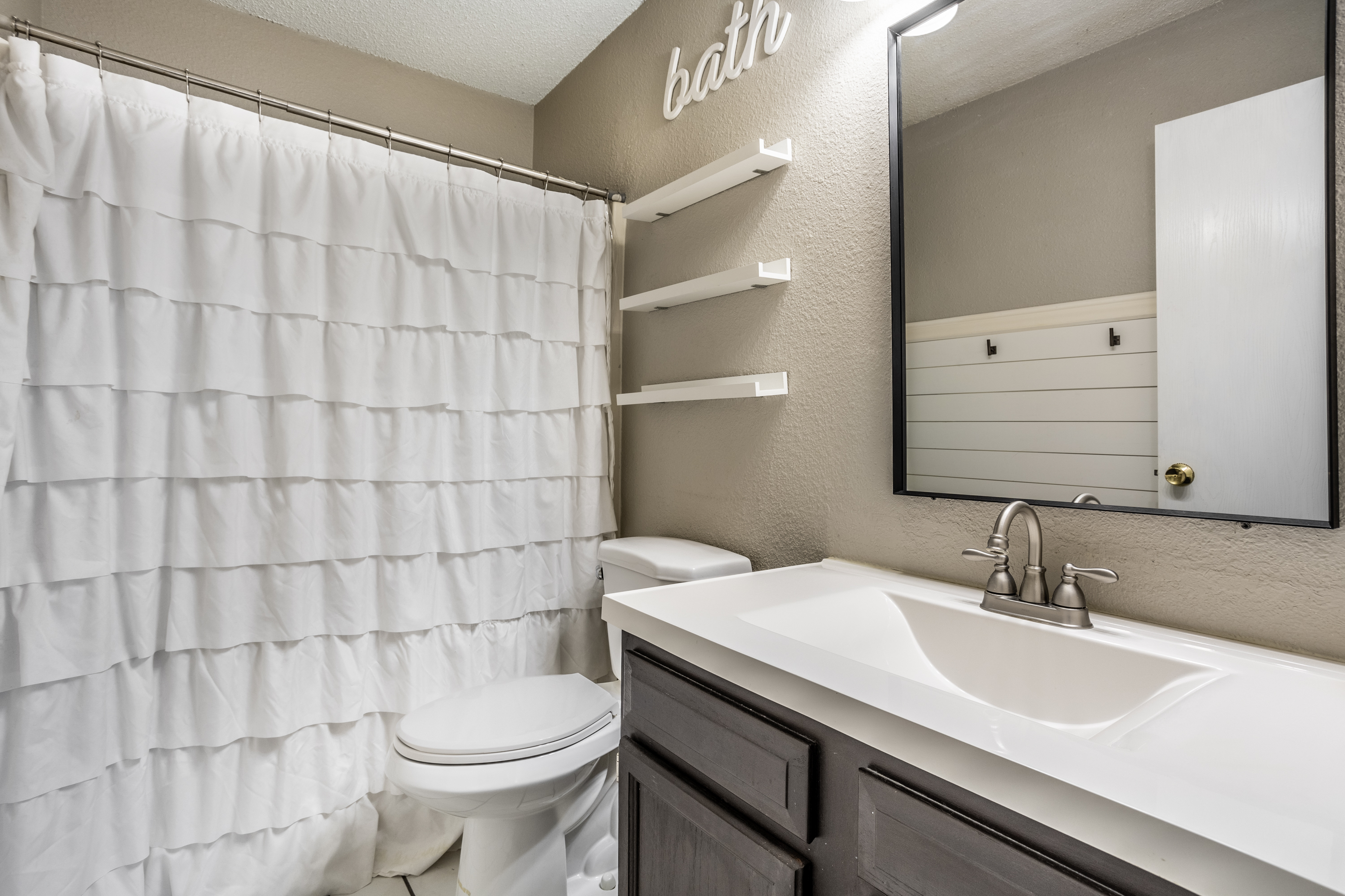 1454 Blue Grass Parkway